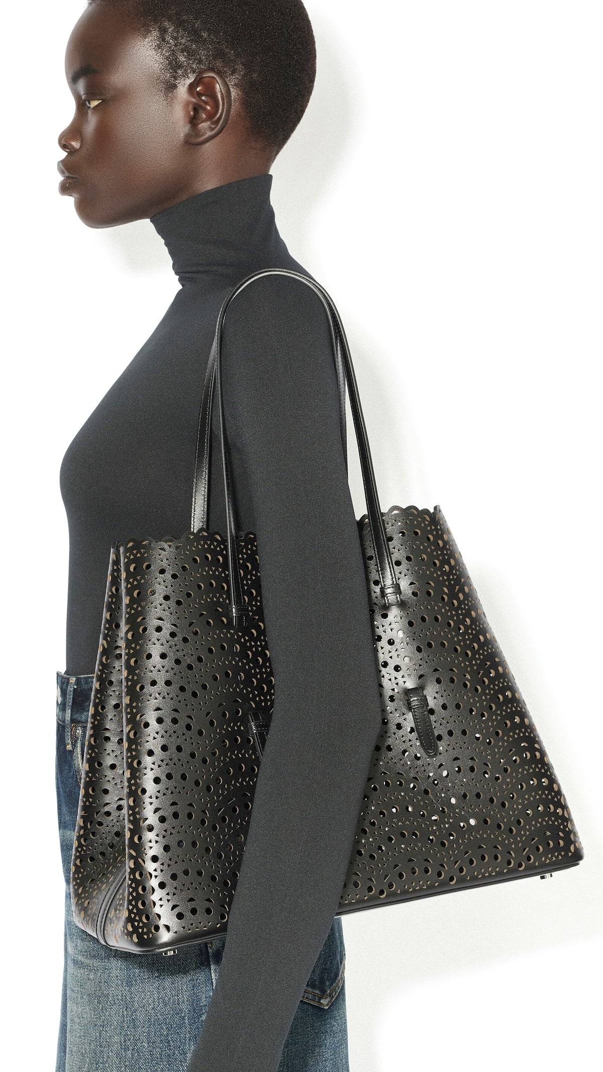 Alaïa Mina 37 Bag In Perforated Vienne Calfskin
