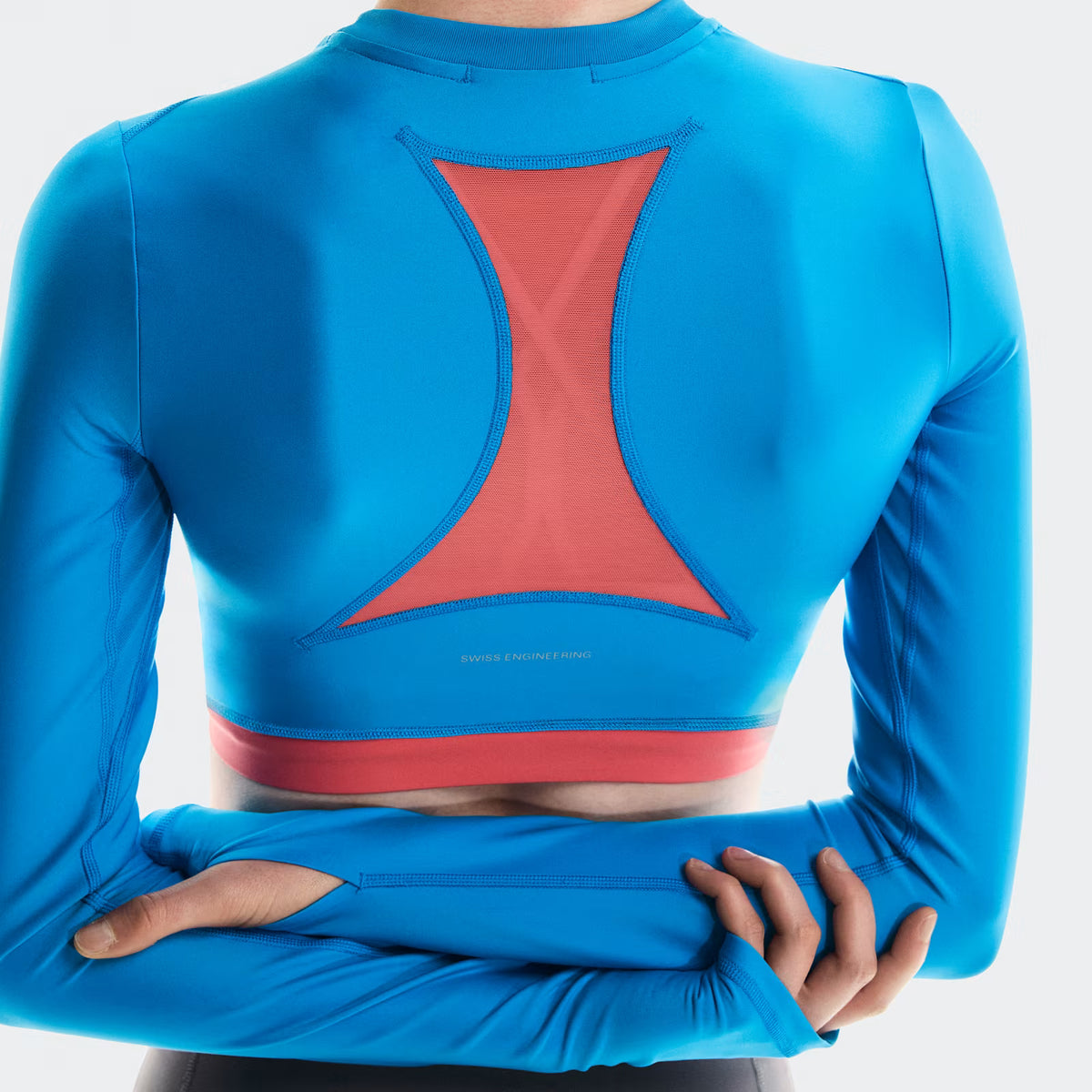 On Train Long Sleeve Crop Malibu (Women'S)