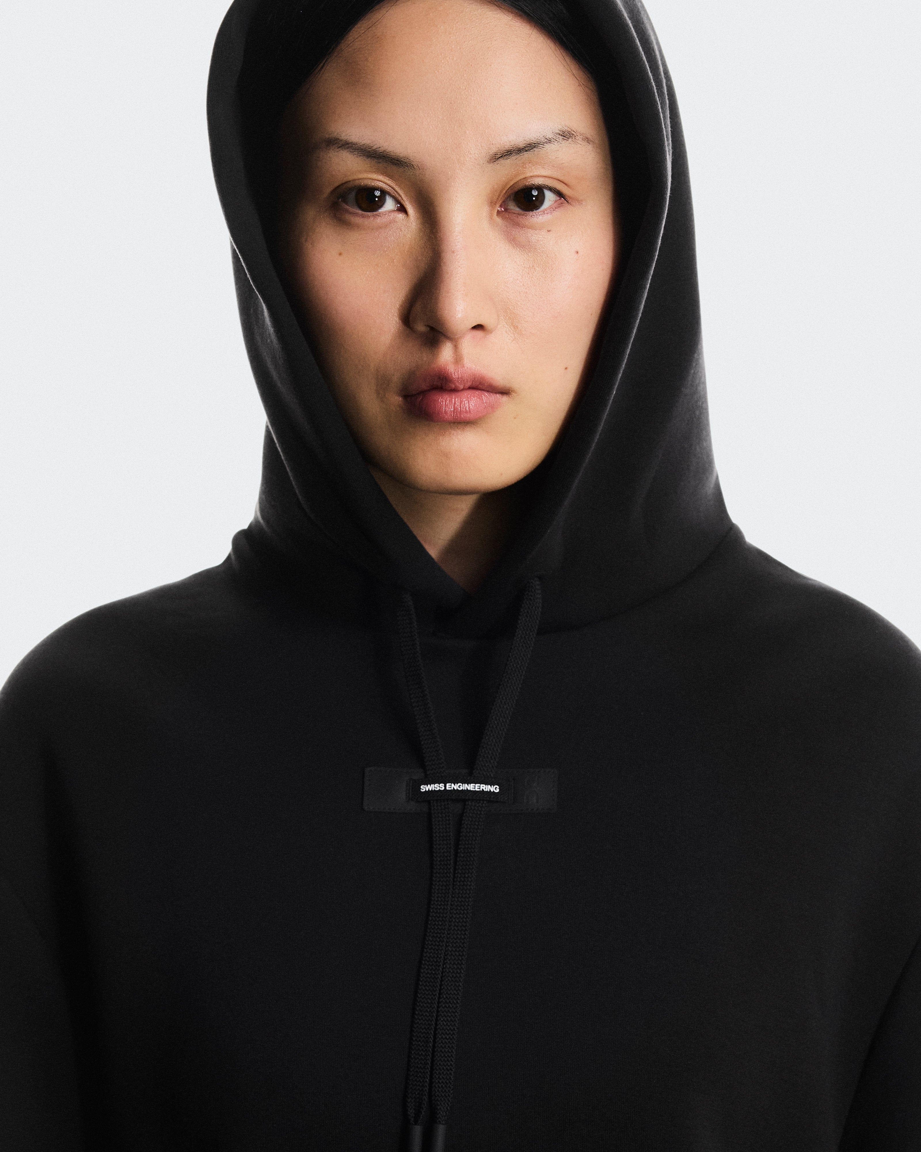 On Focus Tech Hoodie Black (Women'S)