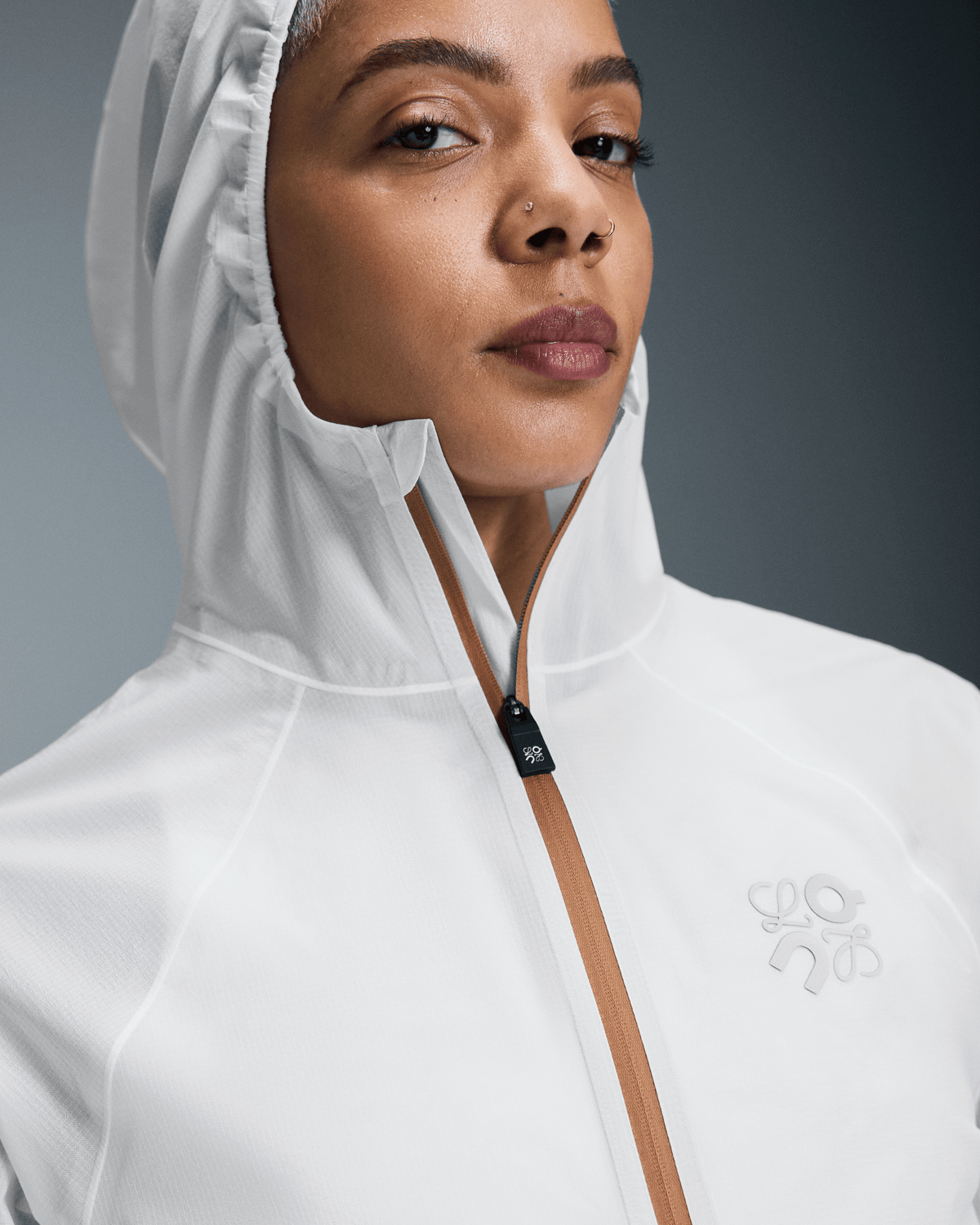 On Ultra Jacket Loewe White (Women'S)