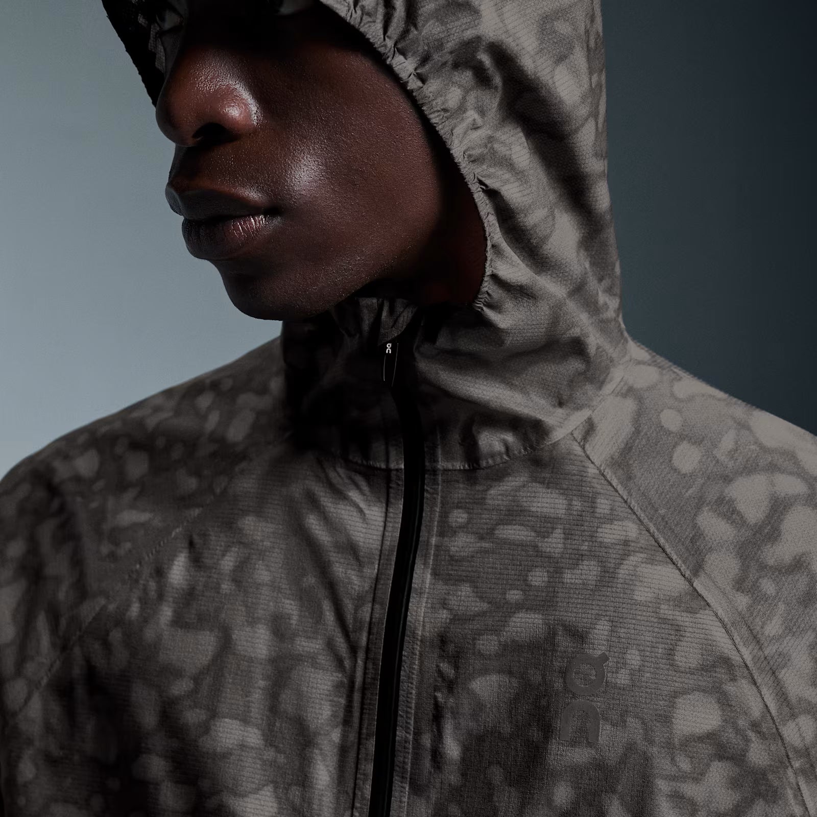 On Ultra Jacket Eclipse