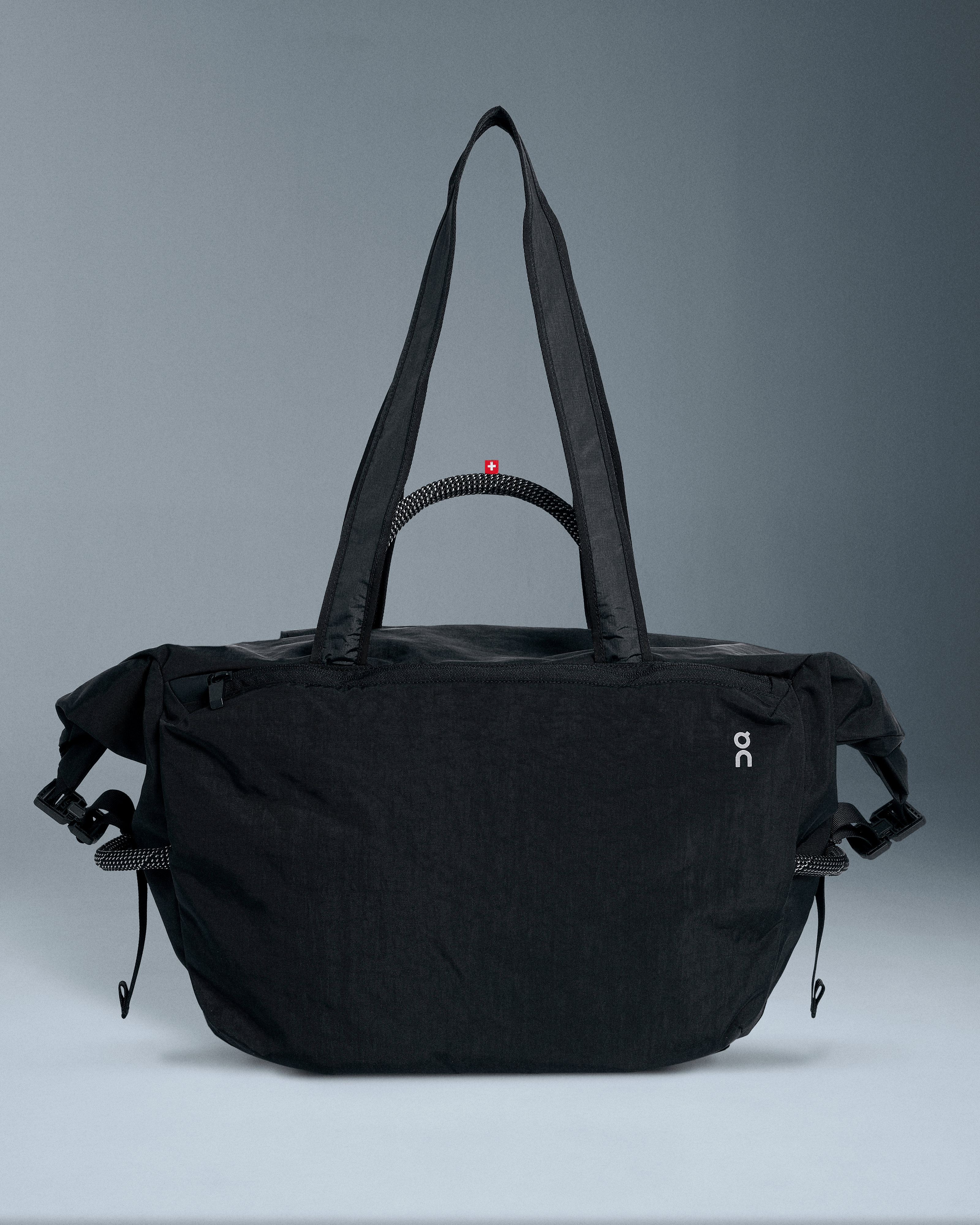 On Track Pack 40L Elite Black | Magnet