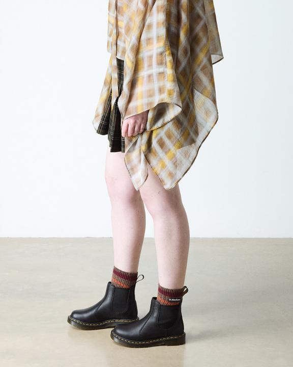 Dr Martens 2976 Women'S Virginia Leather Chelsea Boots - Black