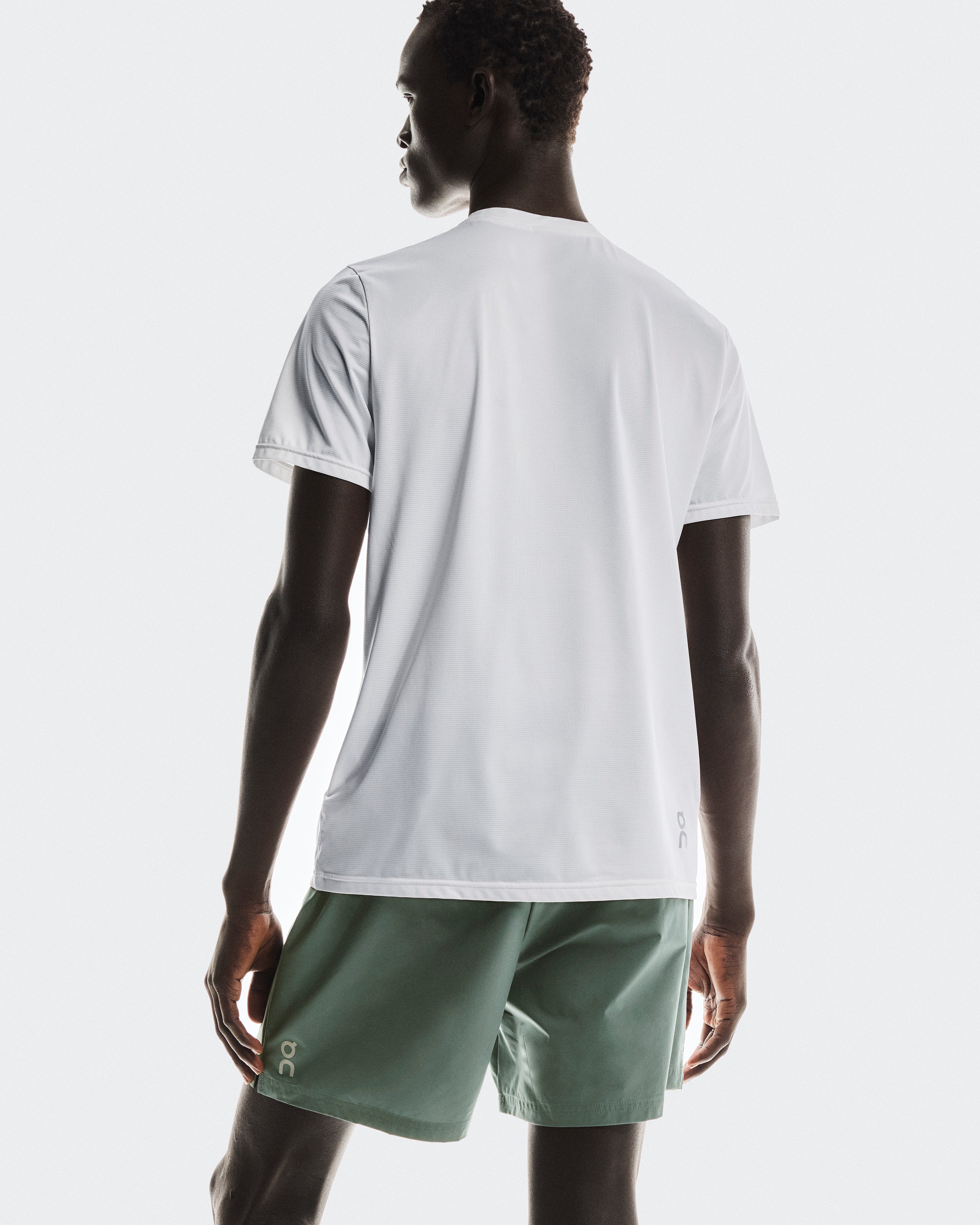 On 5" Core Shorts Olive