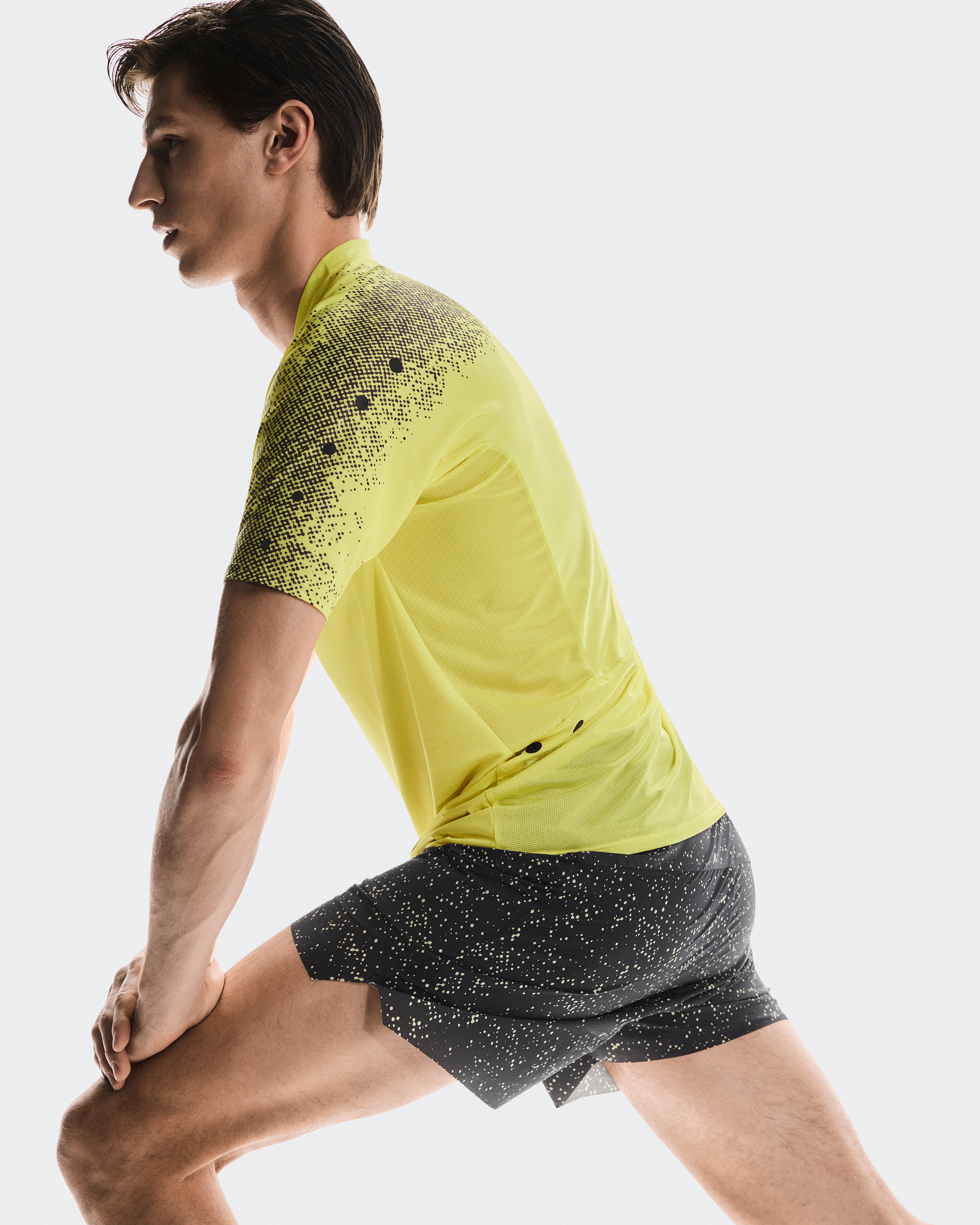 On Ultra Shorts Iron | Lime