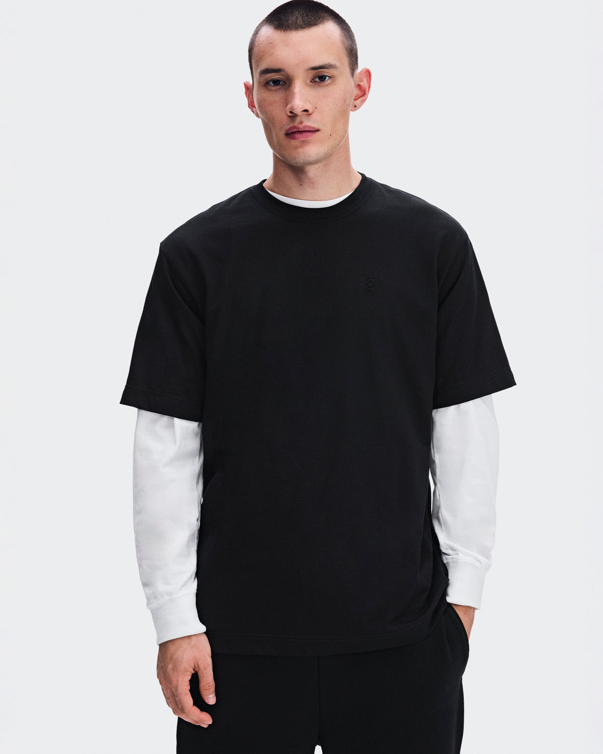 On Club Collective-T Runner Black