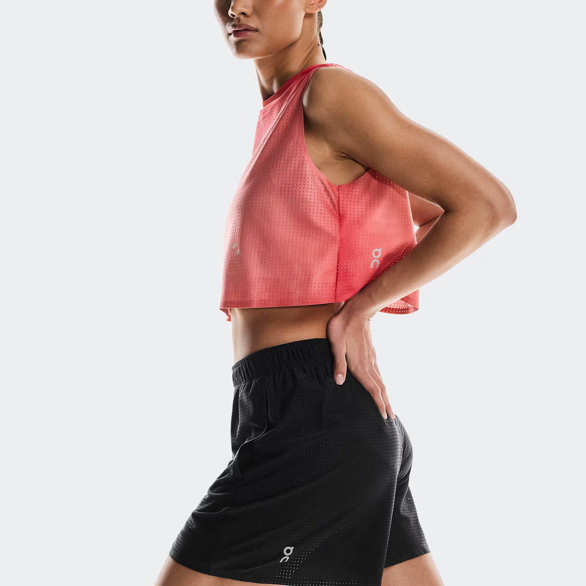 On Pace Mesh Shorts Black (Women'S)