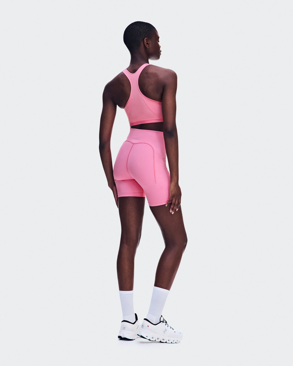 On Train Tights Short 6" Bubblegum (Women'S)