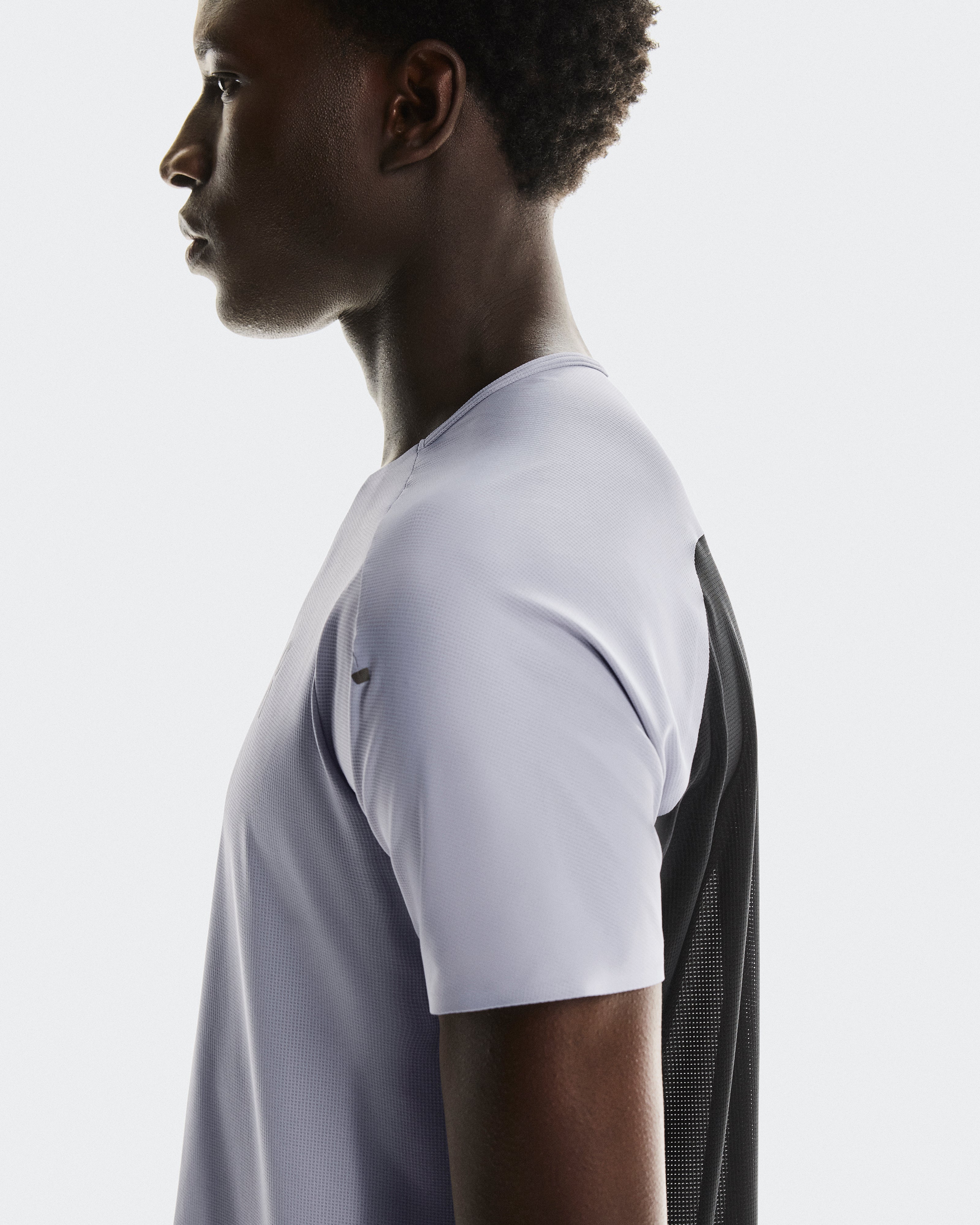 On Performance-T Lilac | Black