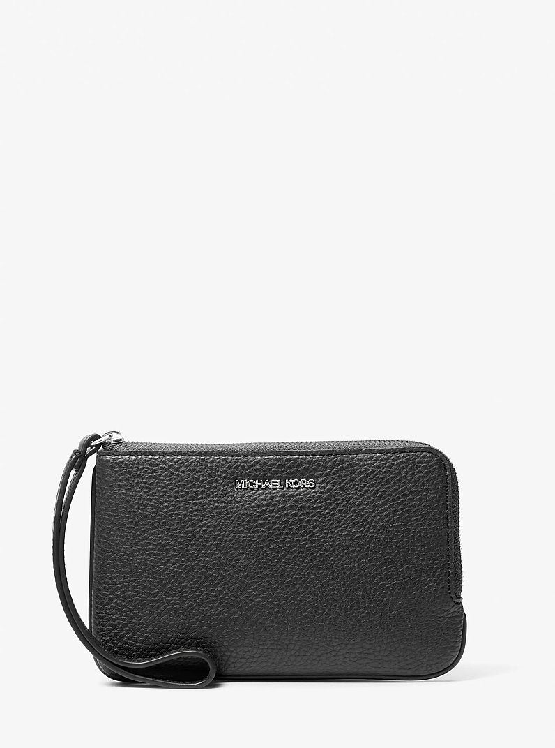 Jet Set Travel Small Wristlet Black Black