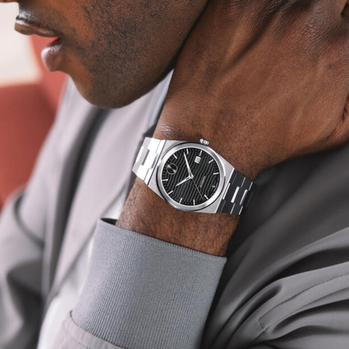 Movado Bold Quest Men Automatic Black Dial Analog Stainless Steel Watch 3600941