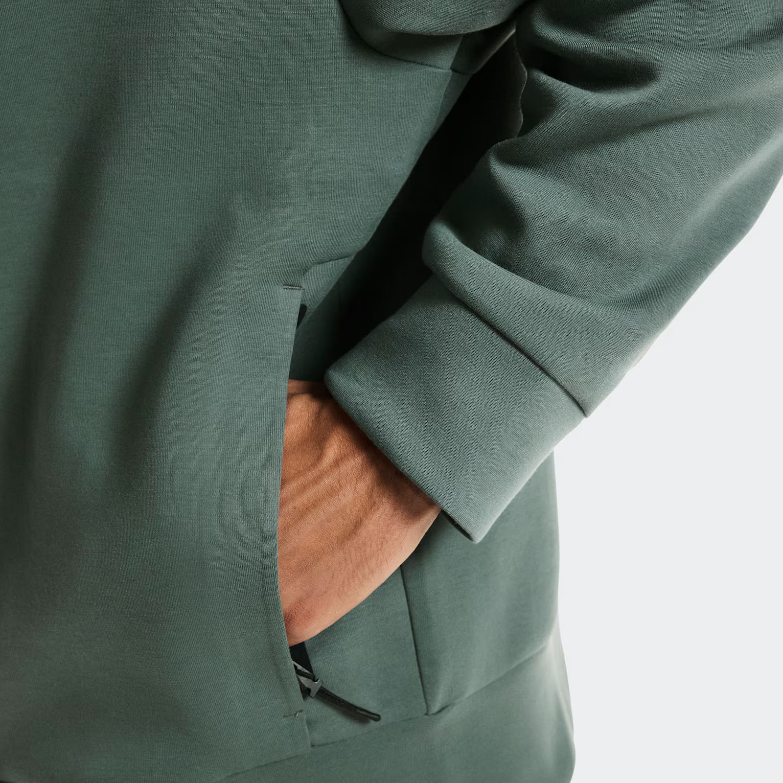 On Focus Tech Zip Hoodie Olive