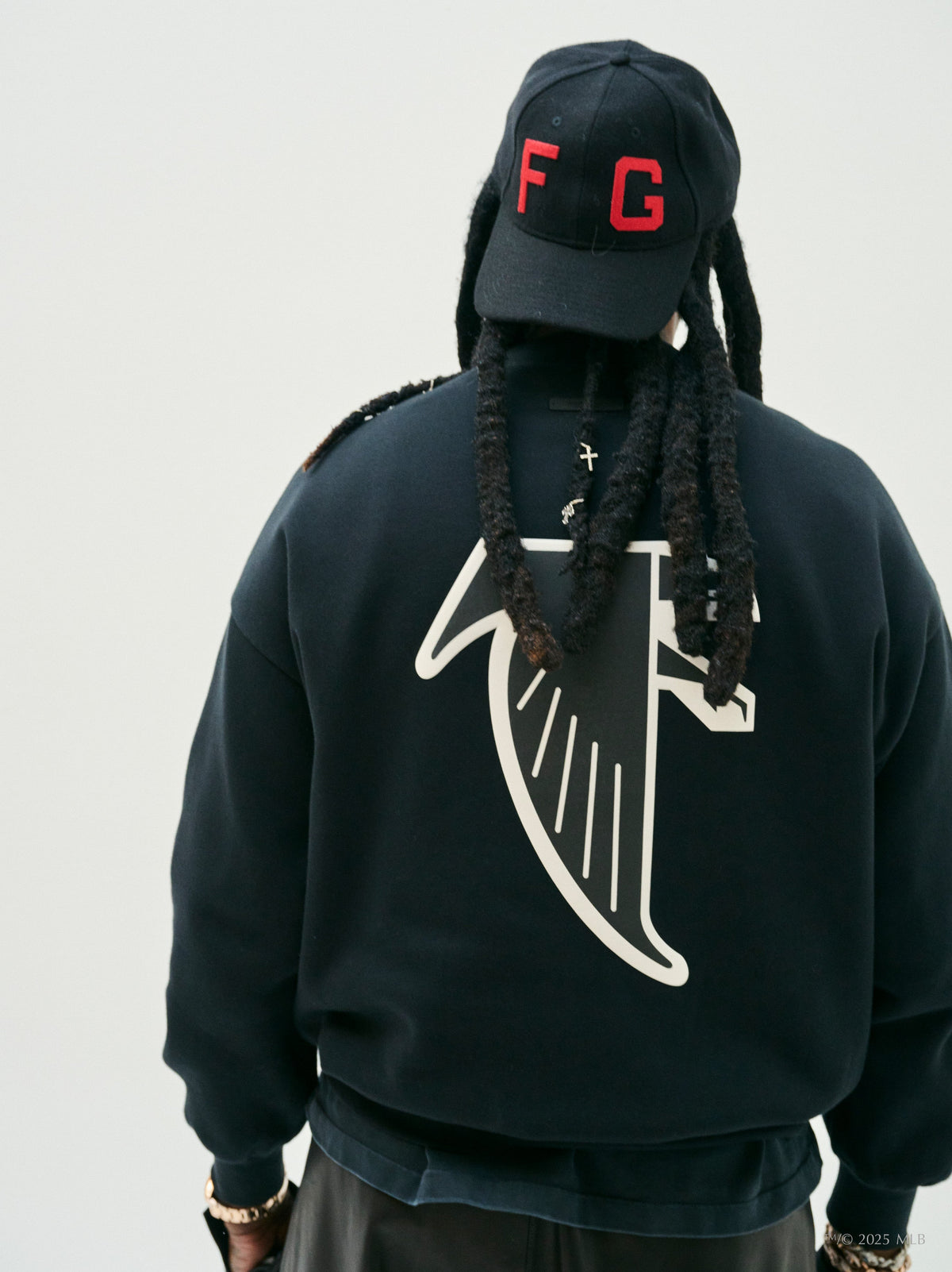 Essentials Essentials Falcons Crewneck Black