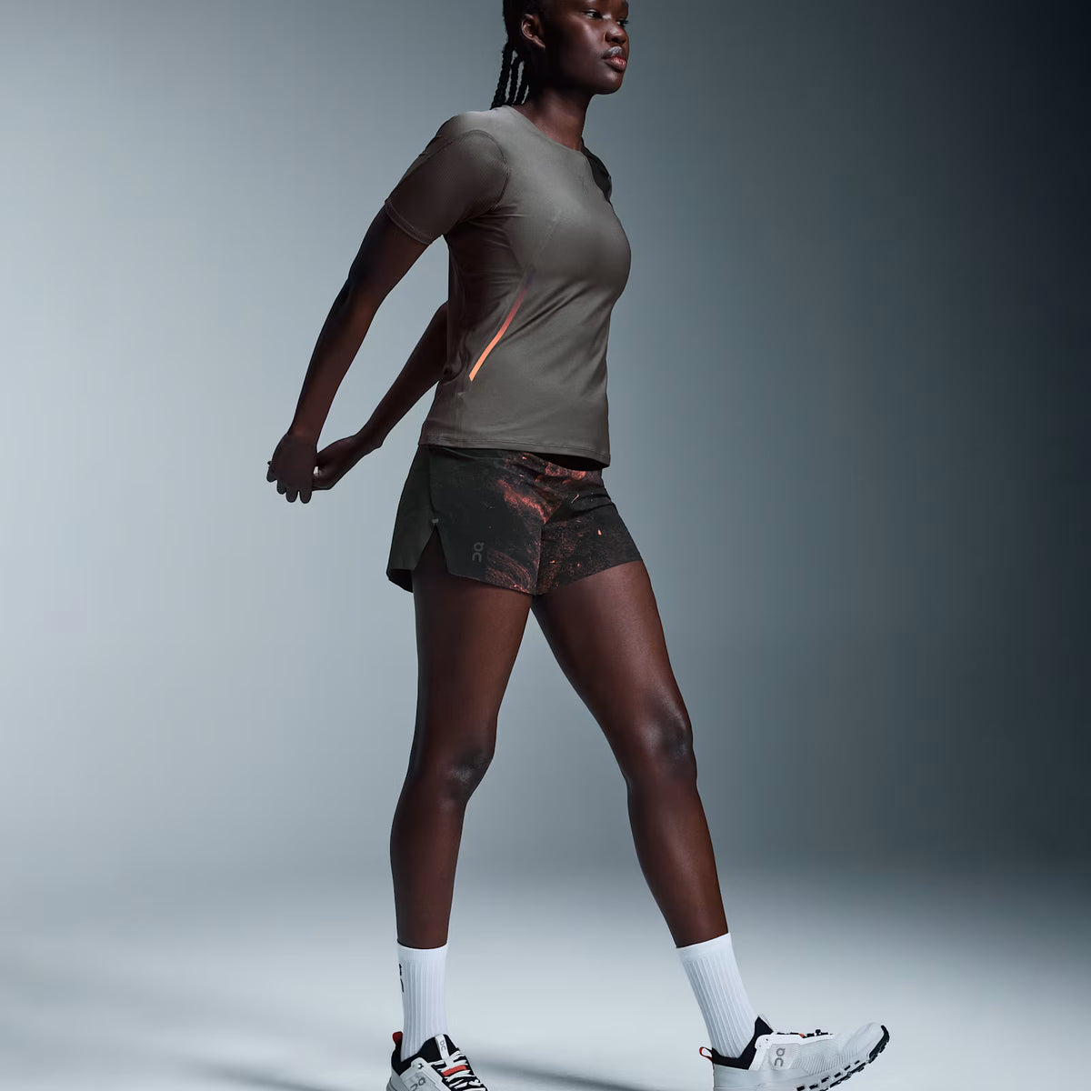 On Ultra Shorts Black (Women'S)