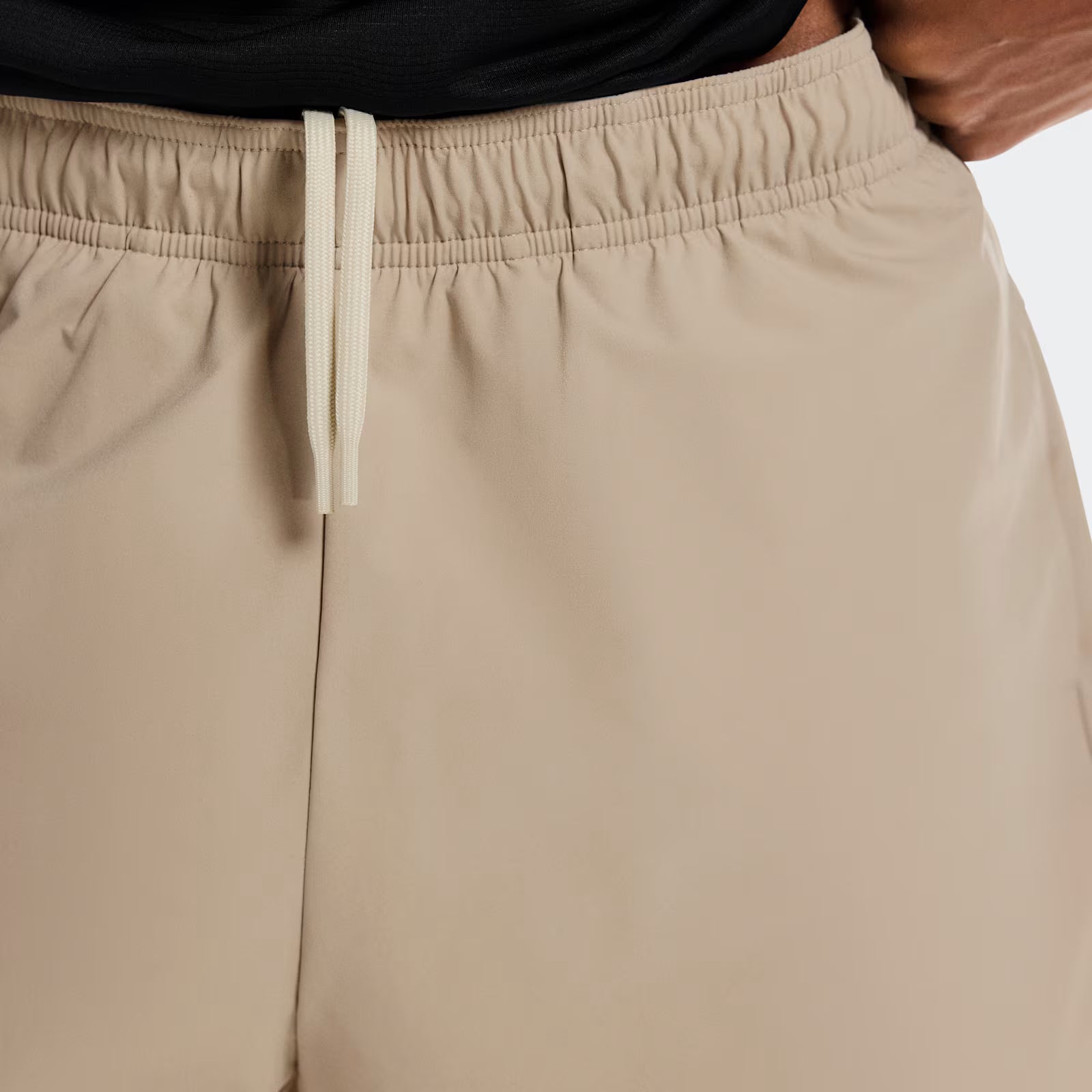 On 5" Core Shorts Desert