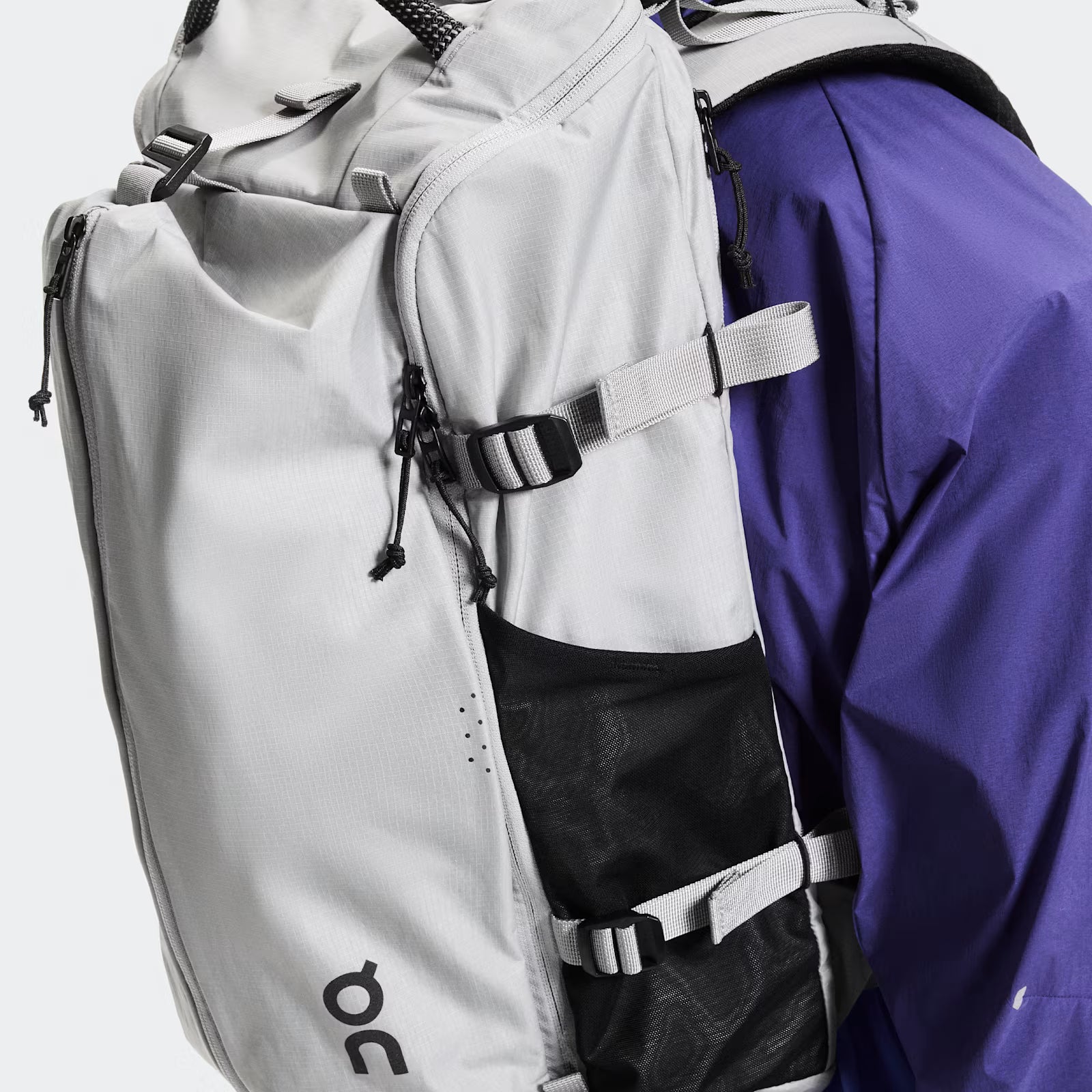 On Speed Pack 30L Glacier | Black