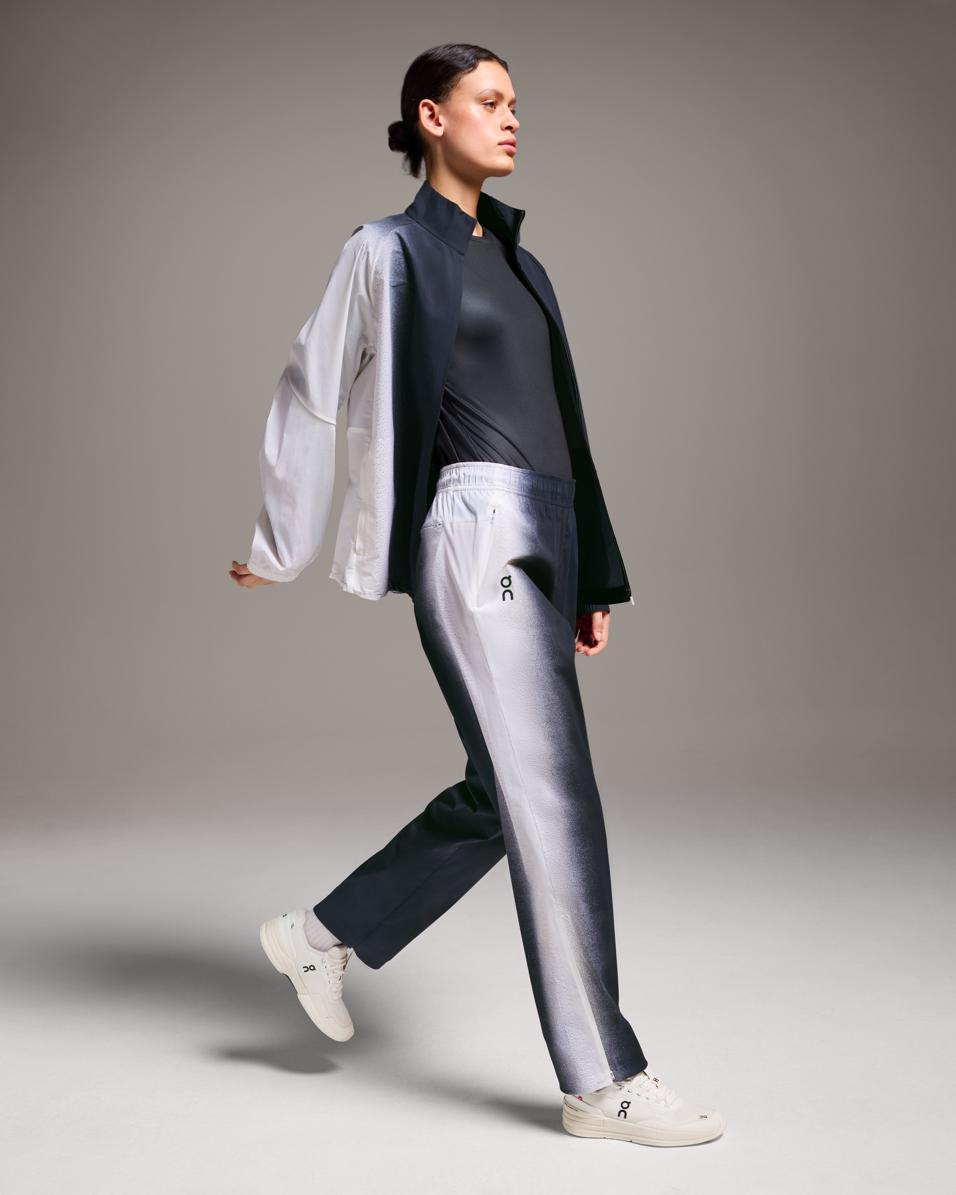 On Court Track Pants Black | White (Women's)