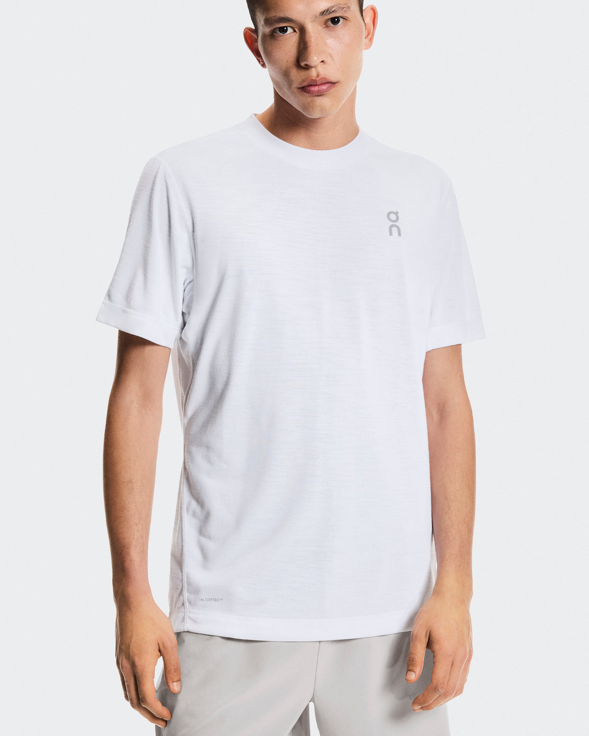 On Train-T Graphic White