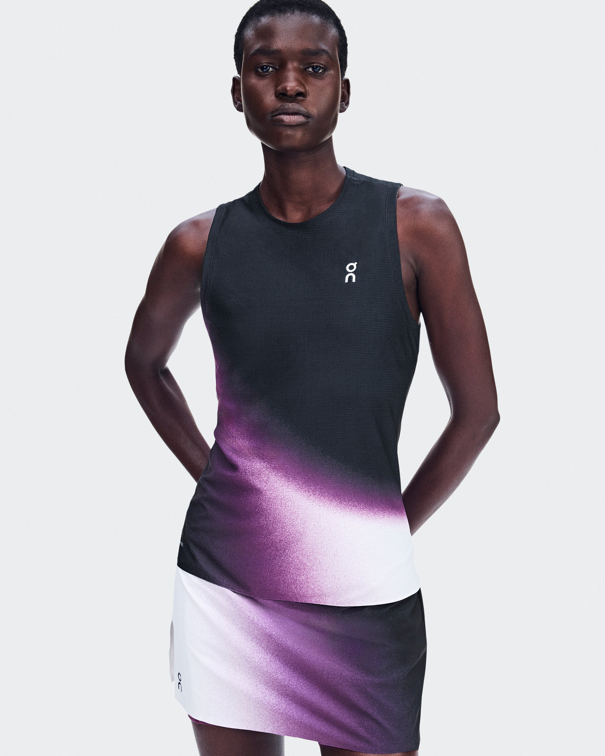 On Court Tank Swing Black | Cassis (Women'S)