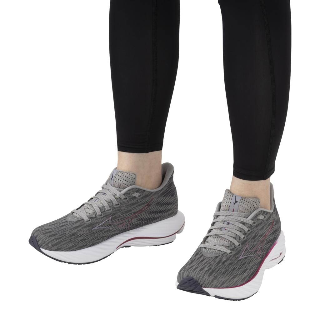 Mizuno Women's Wave Rider 28 Running Shoe Ultimate Grey Cosmo Chrome