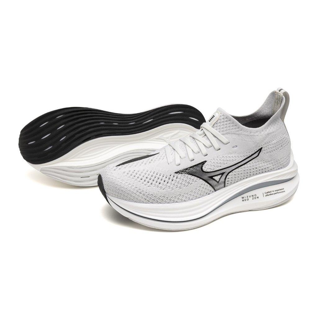 Mizuno Women's Neo Zen Running Shoe Nimbus Cloud Black