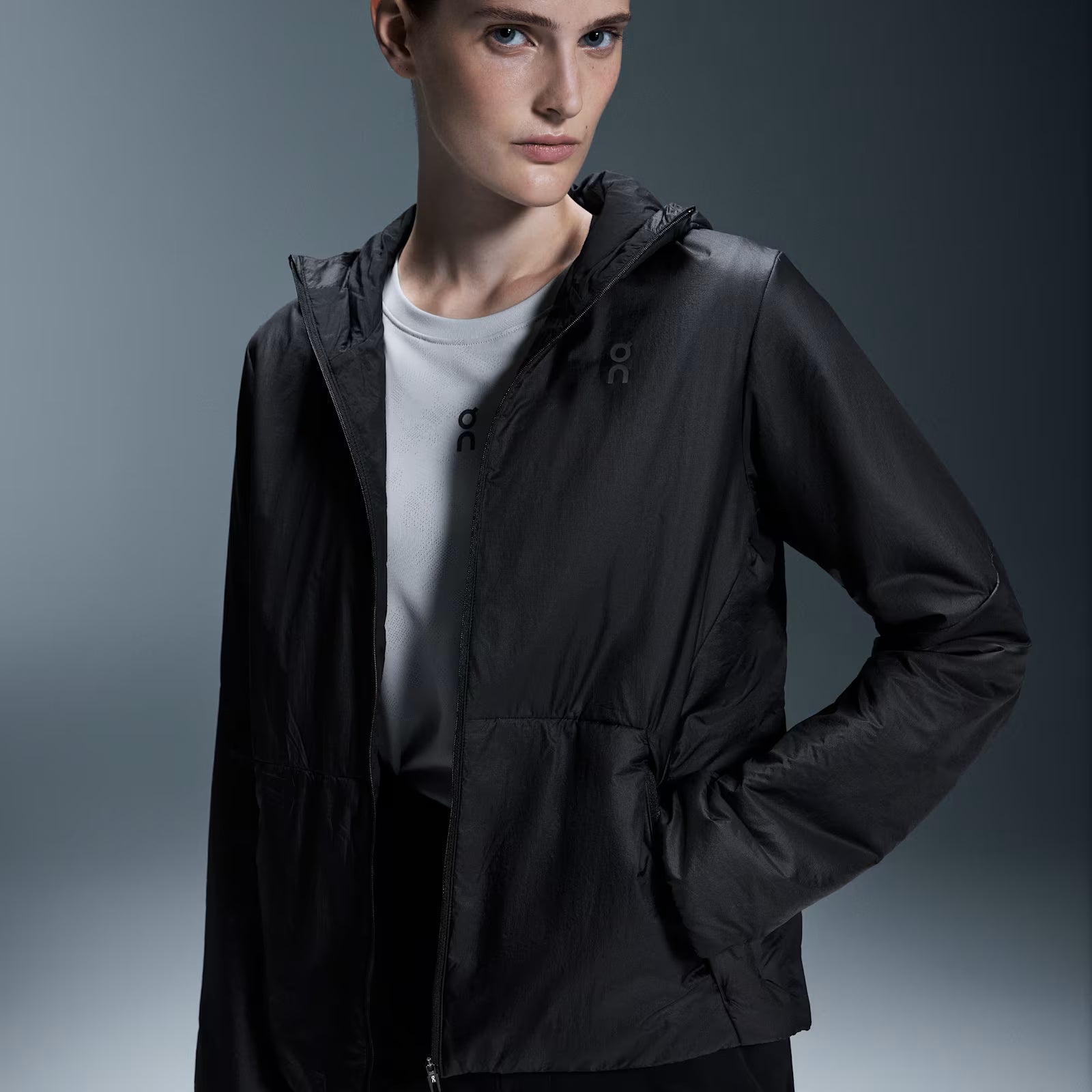 On Trek Jacket Insulated Black (Women'S)