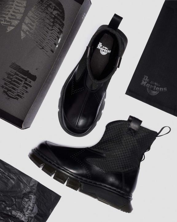 Dr Martens Qubist Rigger - Black