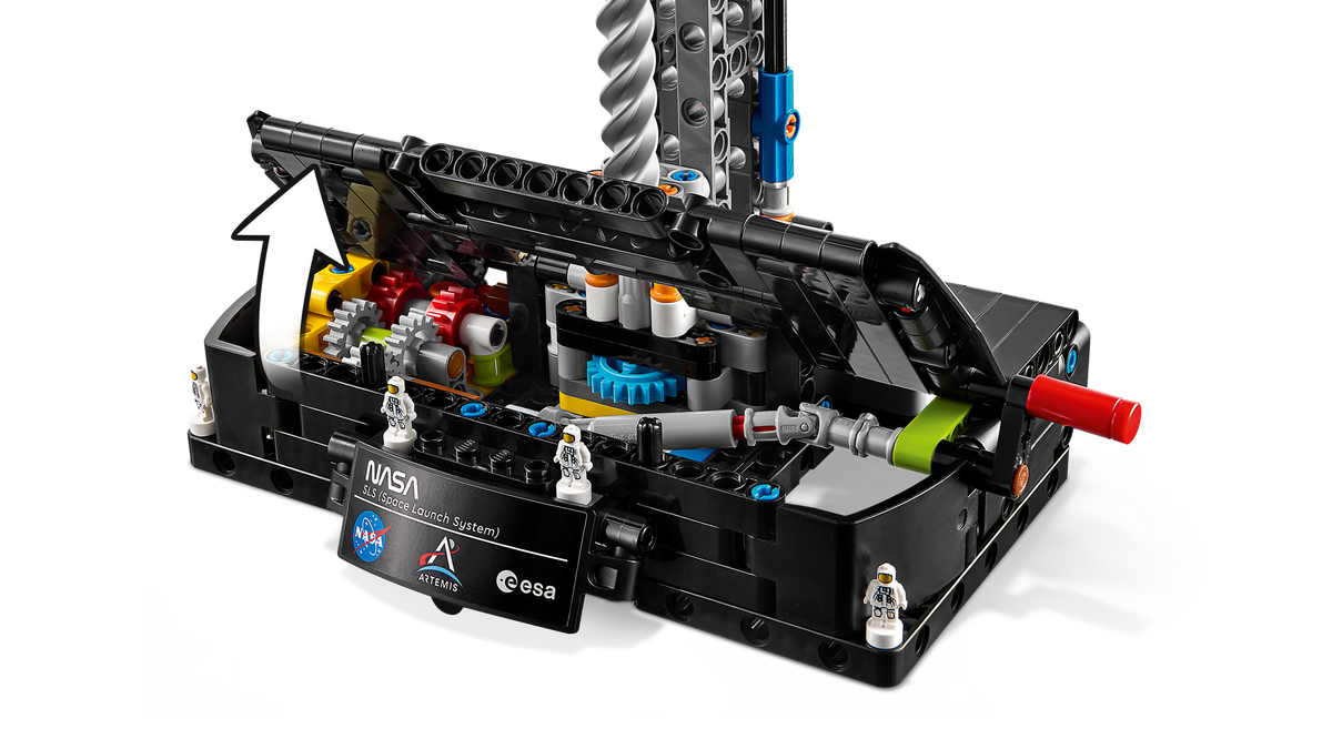 Lego NASA Artemis Space Launch System Rocket