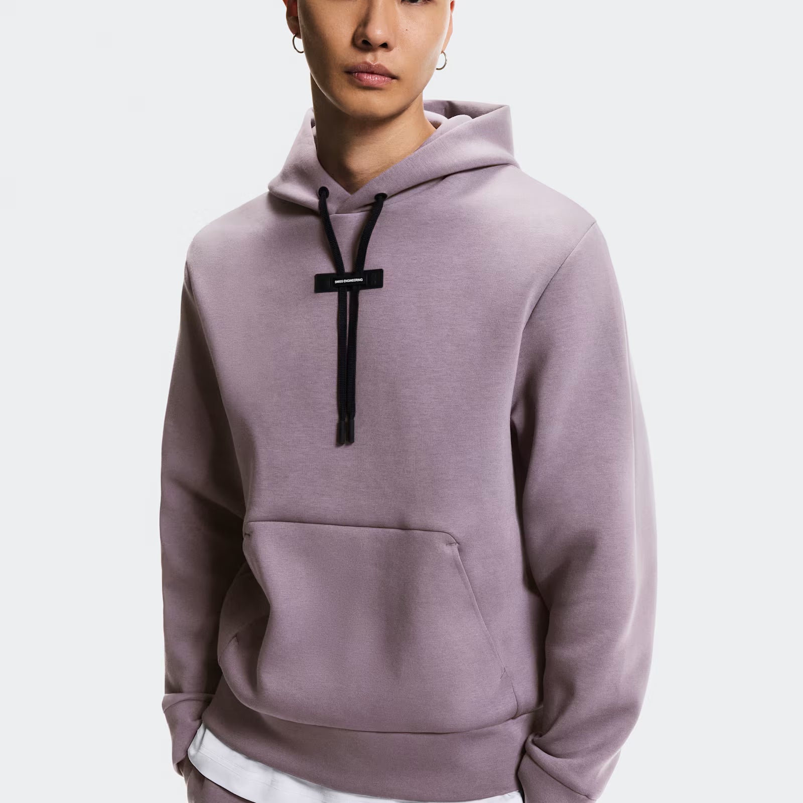 On Focus Tech Hoodie Dewberry