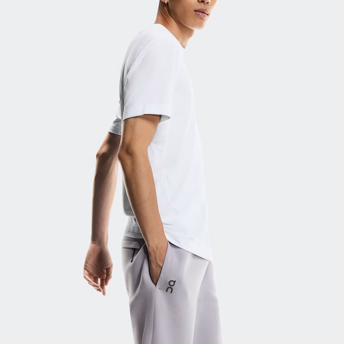 On Focus Tech Sweatpants Lilac