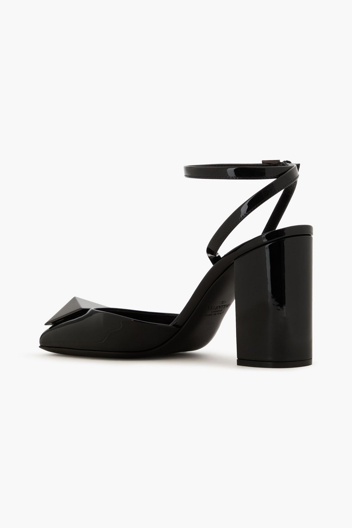 Valentino Garavani One Stud Patent-Leather Pumps Black Women's