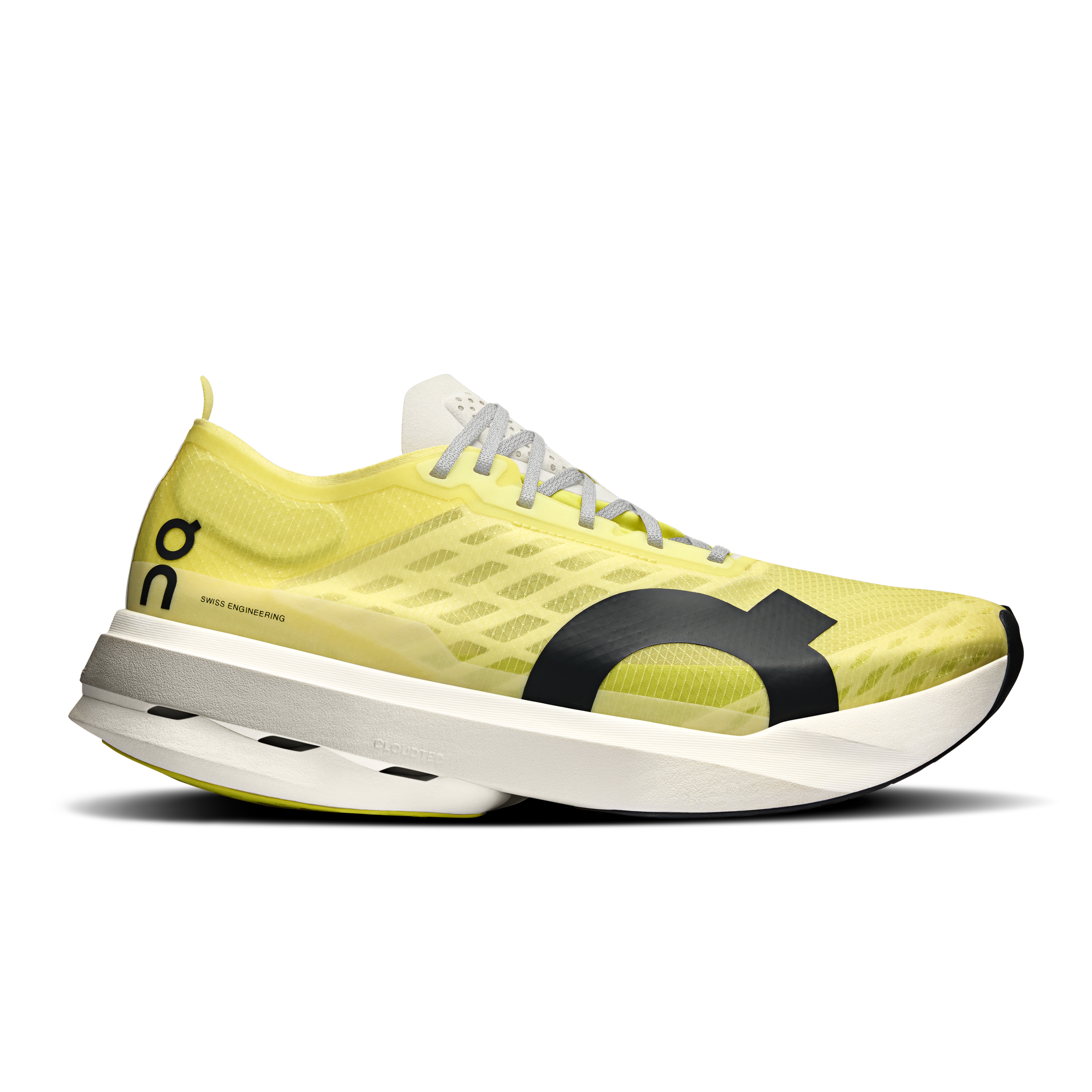 On Cloudboom Strike Limelight Wolf