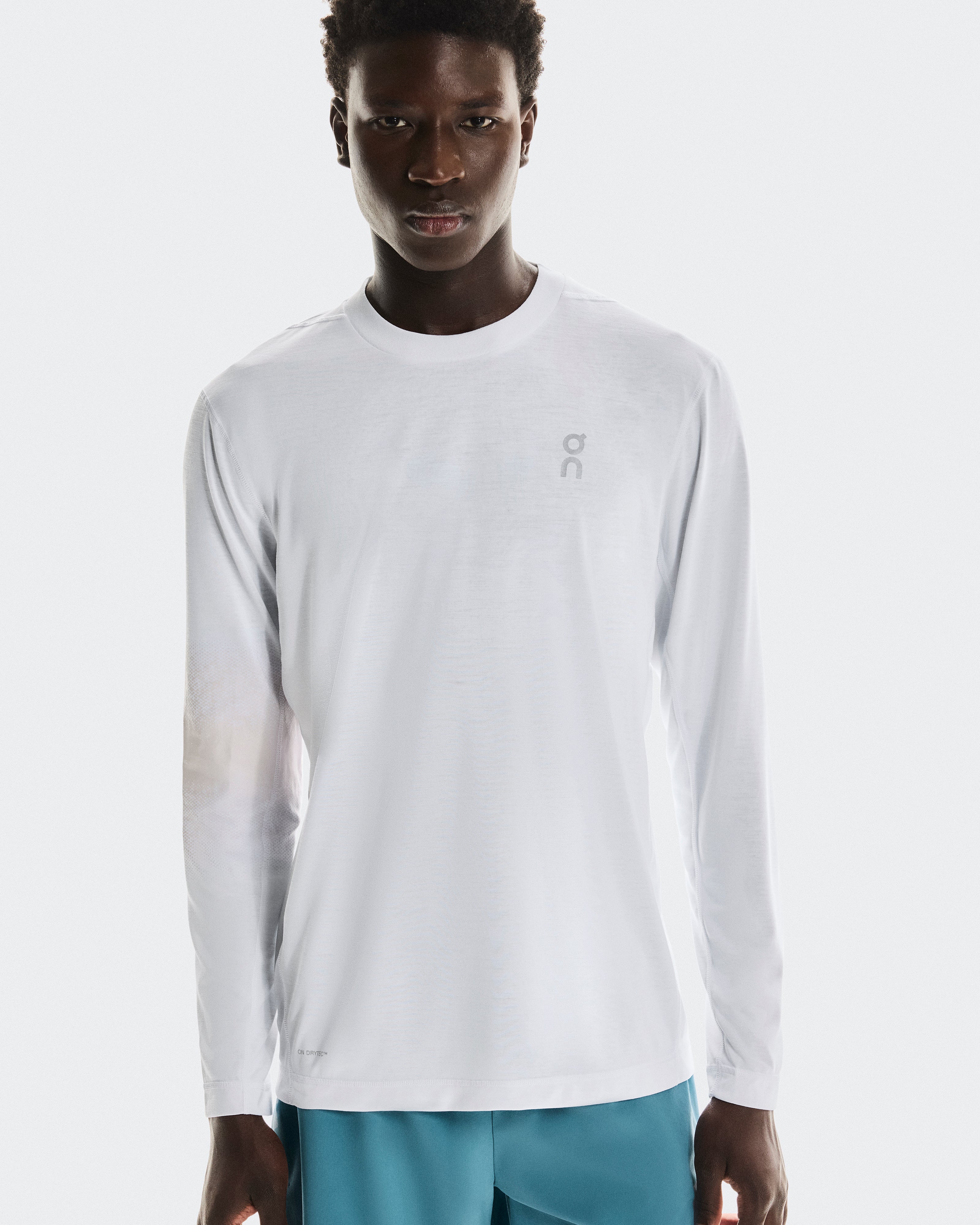 On Train Long-T Graphic White