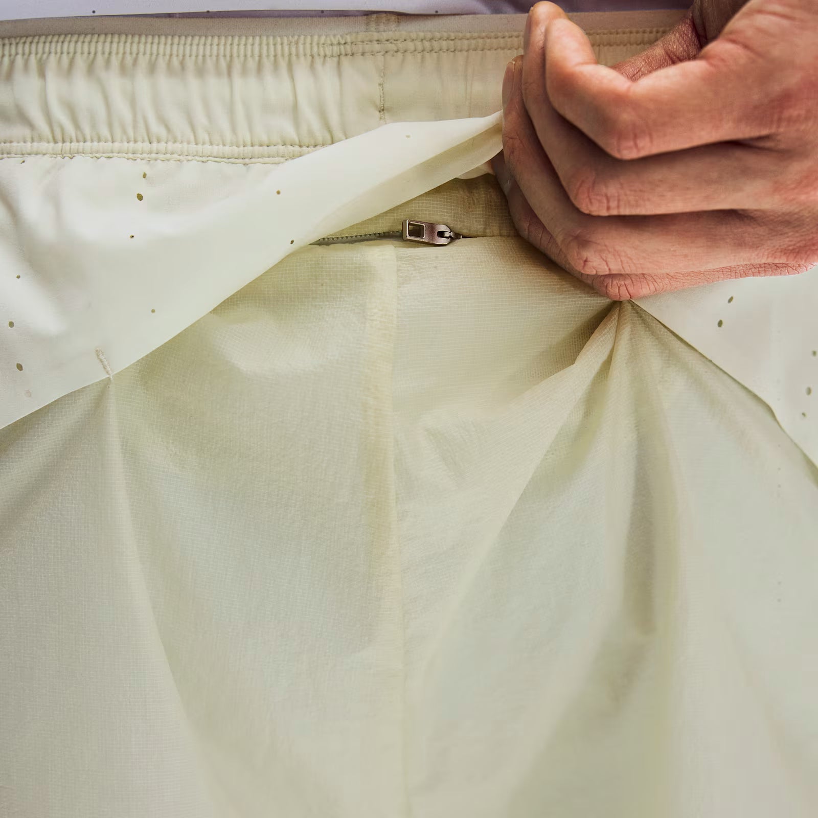 On Zero 2-In-1 Shorts Paf Ice | Gale