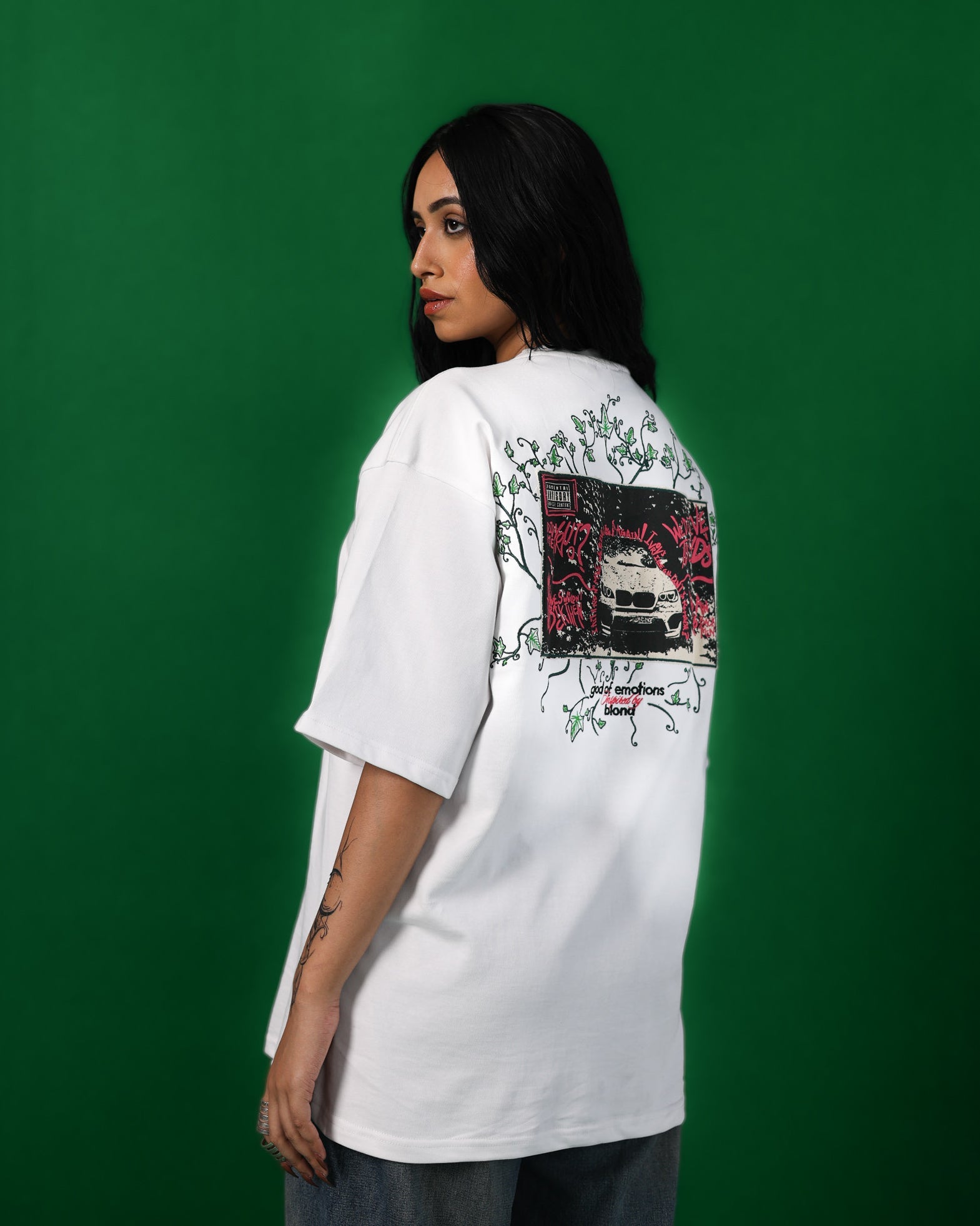 GHOST OF IVIES TEE