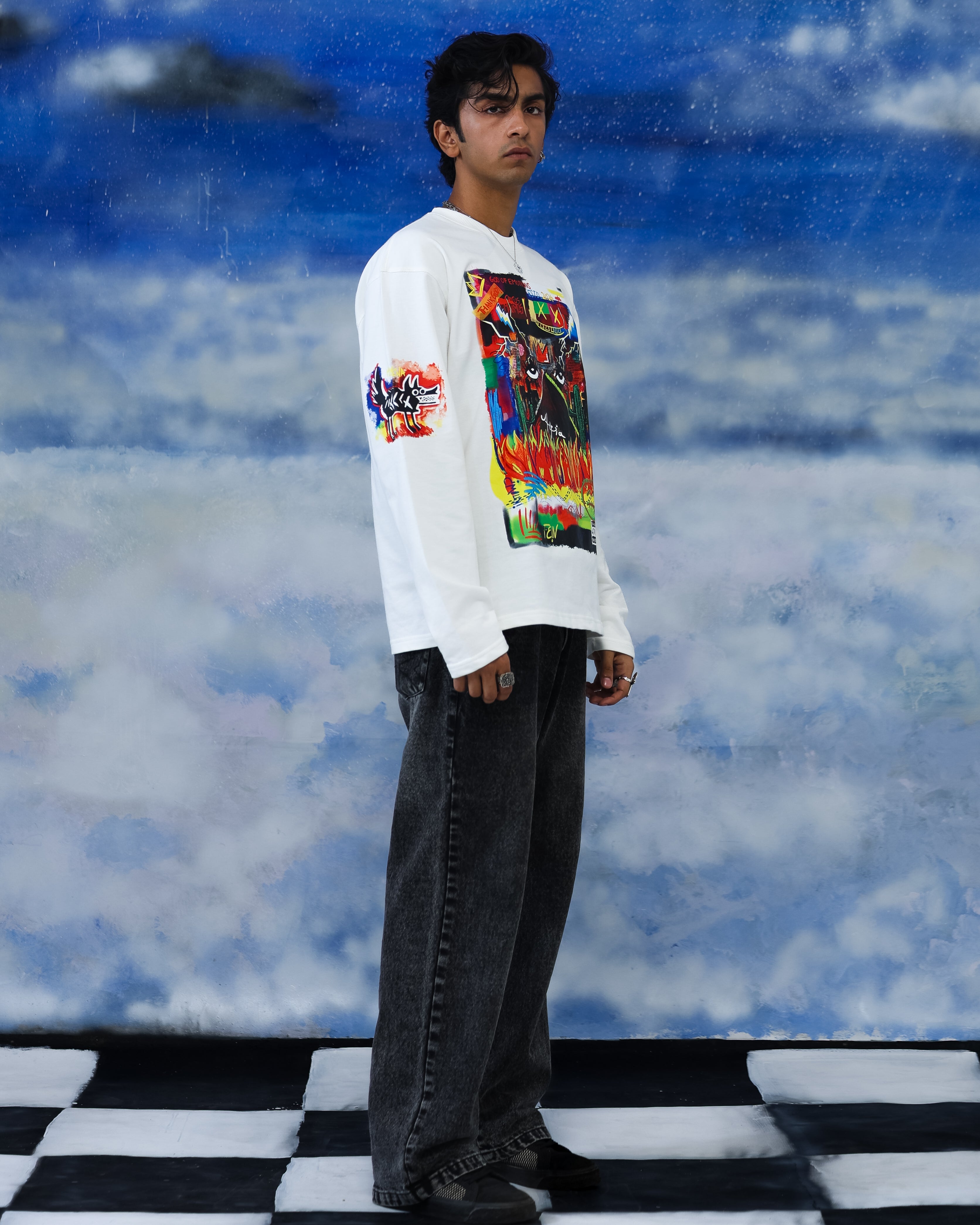 UTOPIAN FULL SLEEVE TEE