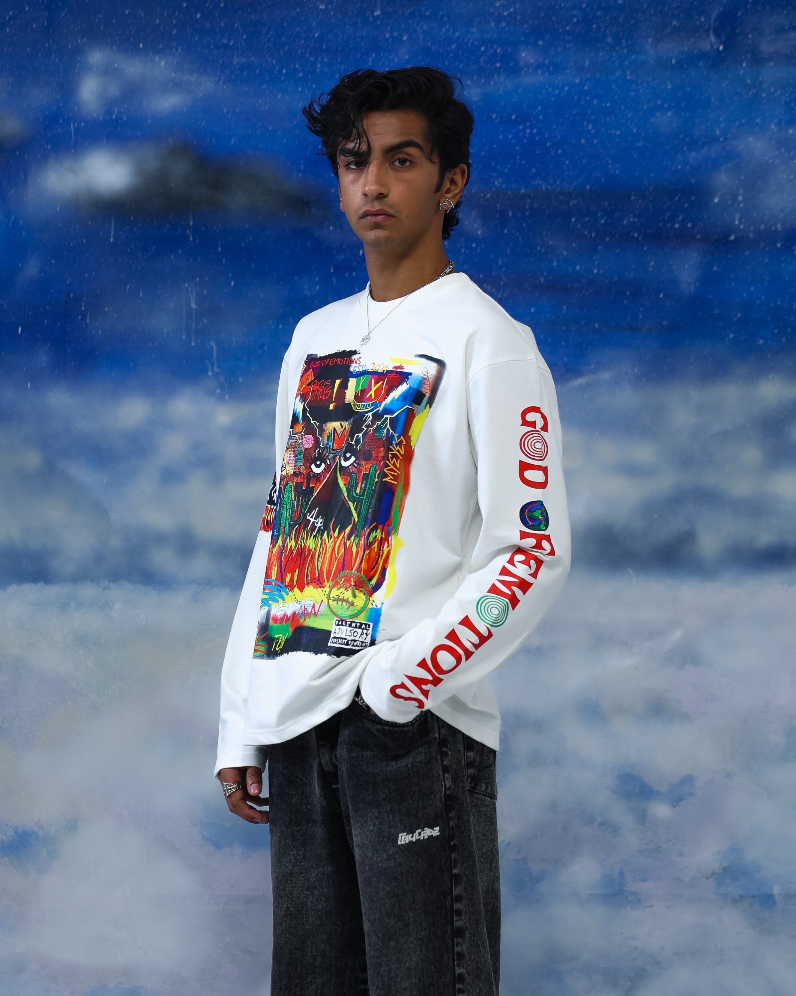 UTOPIAN FULL SLEEVE TEE