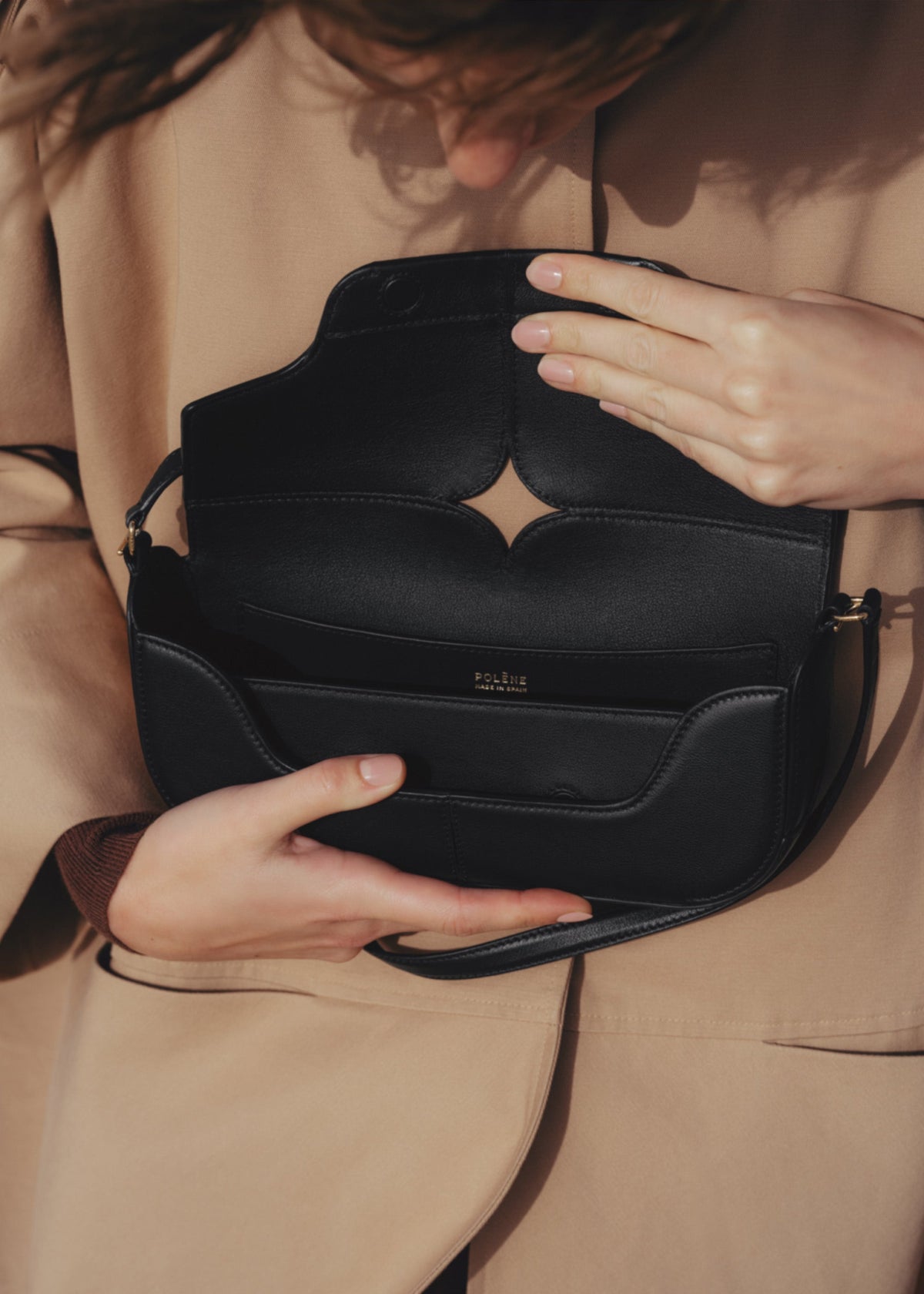 Polene Osmo Smooth Black, hardware detail