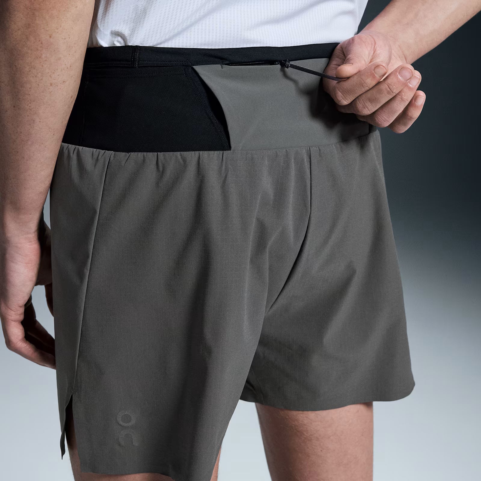 On Ultra Shorts Eclipse