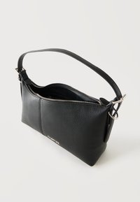 Valentino Yuki Handbag Nero