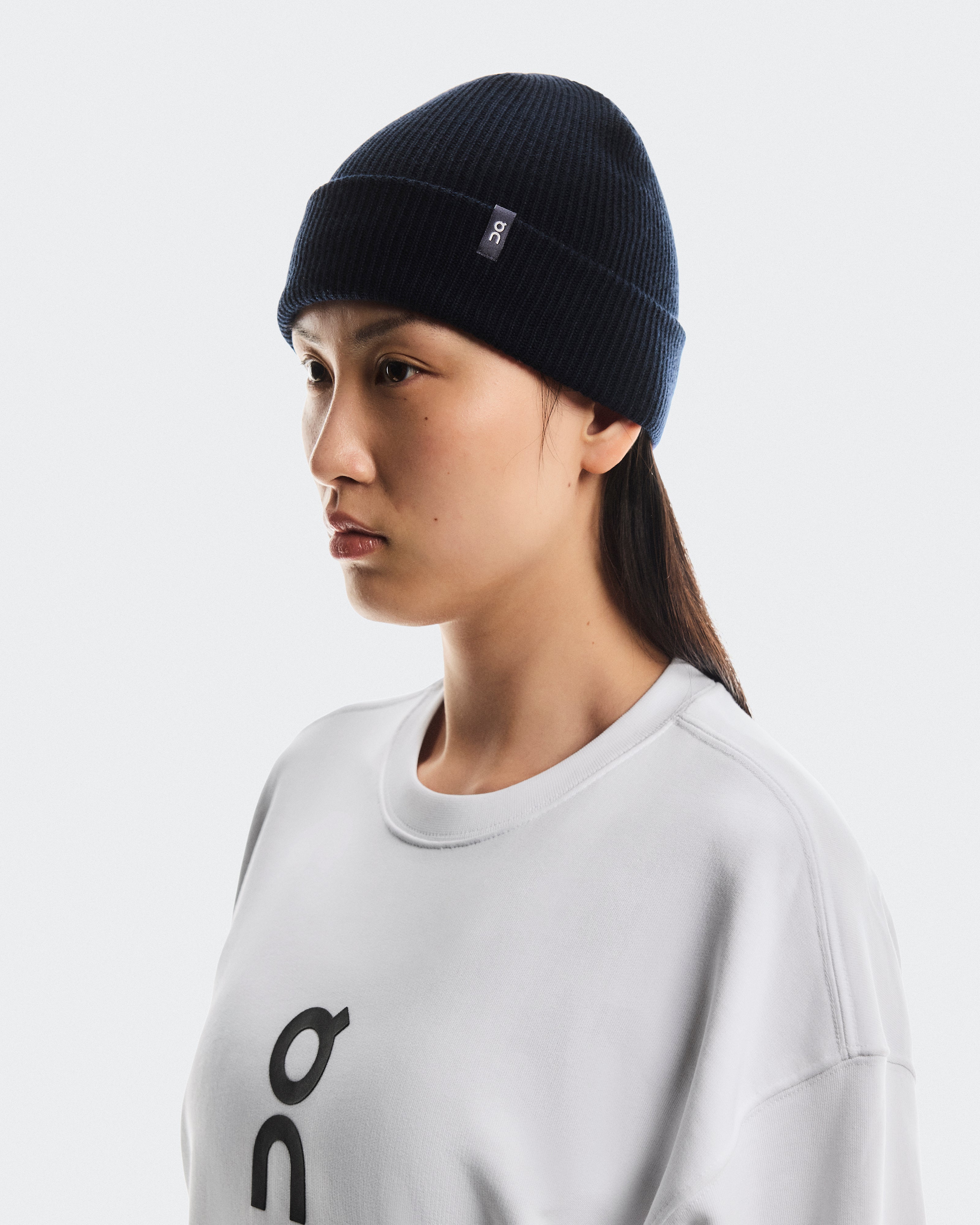 On Merino Beanie Midnight