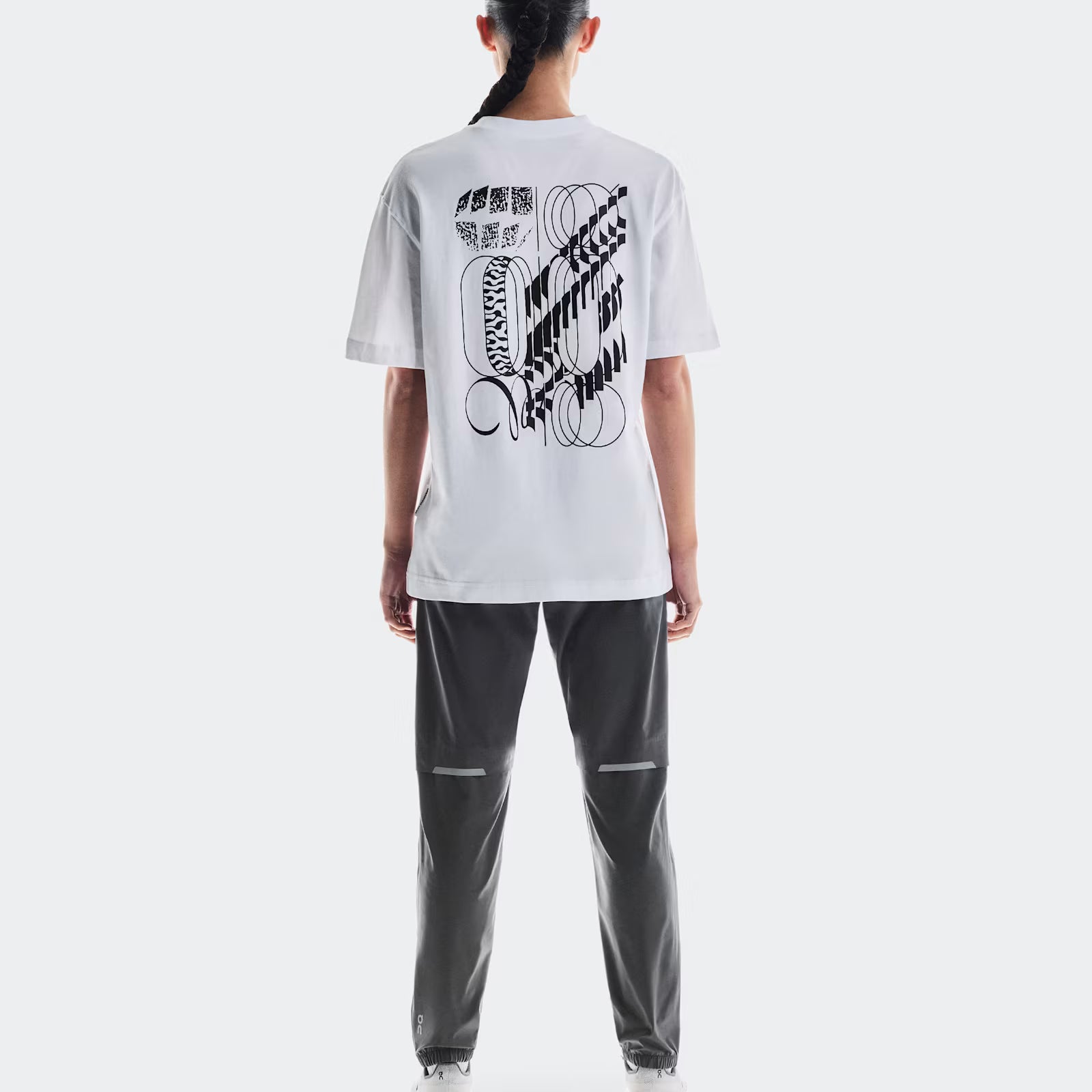 On Club-T Graphic White | Black (Women'S)