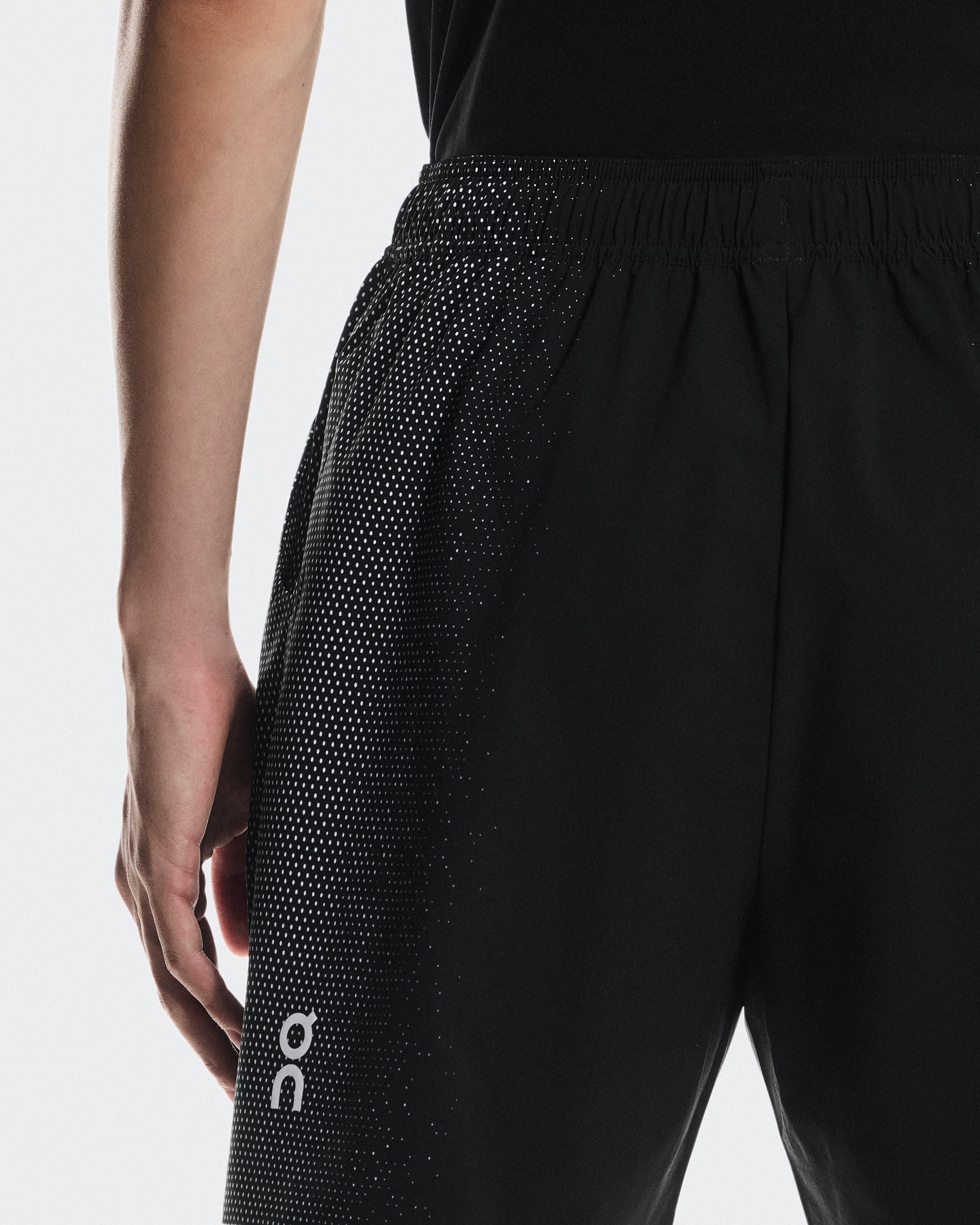 On Court Shorts Black | Dim