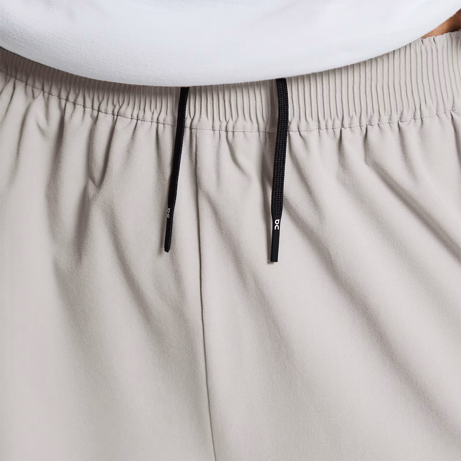 On Train Shorts Alloy