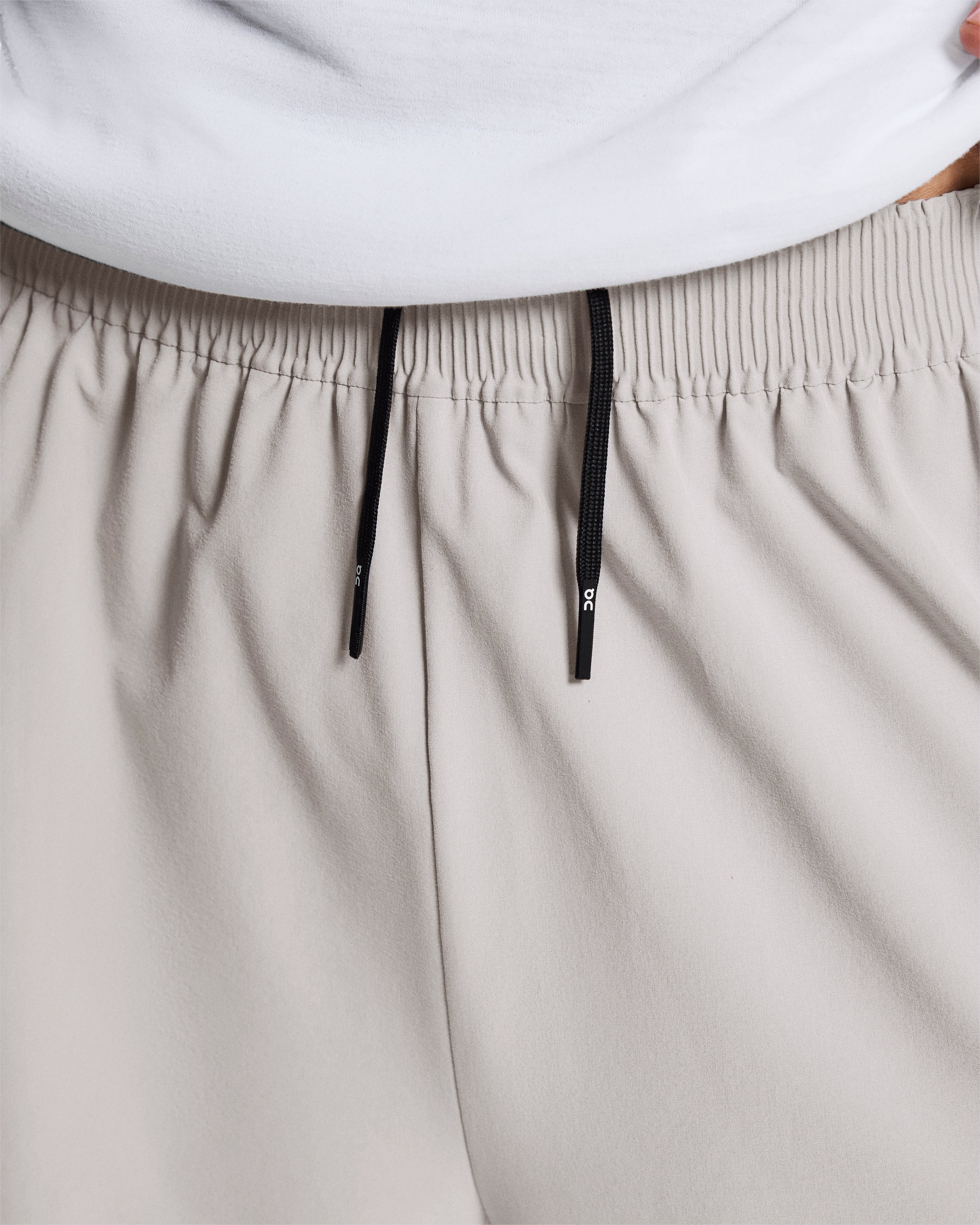 On Train Shorts Alloy