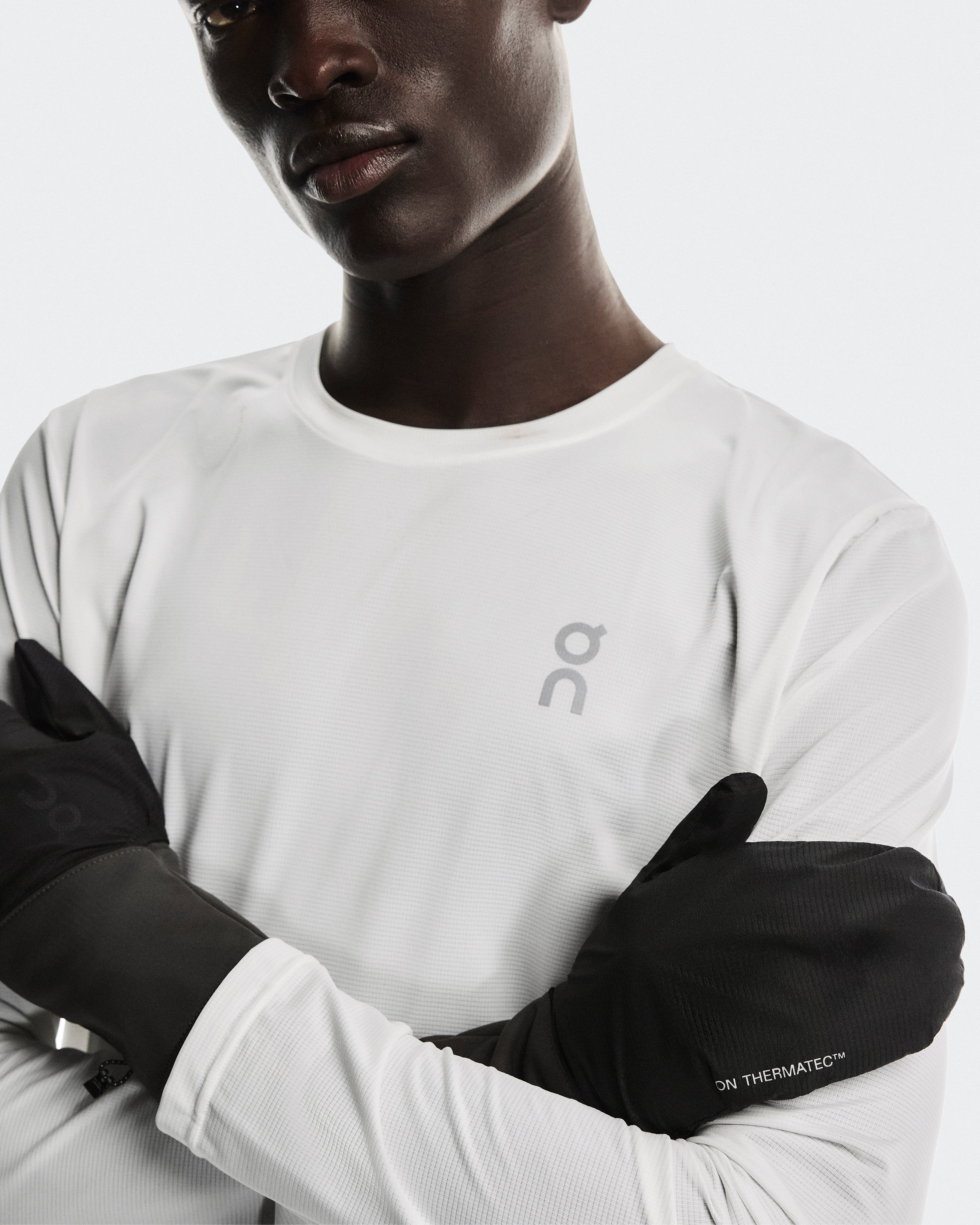 On Winter Run Glove Magnet