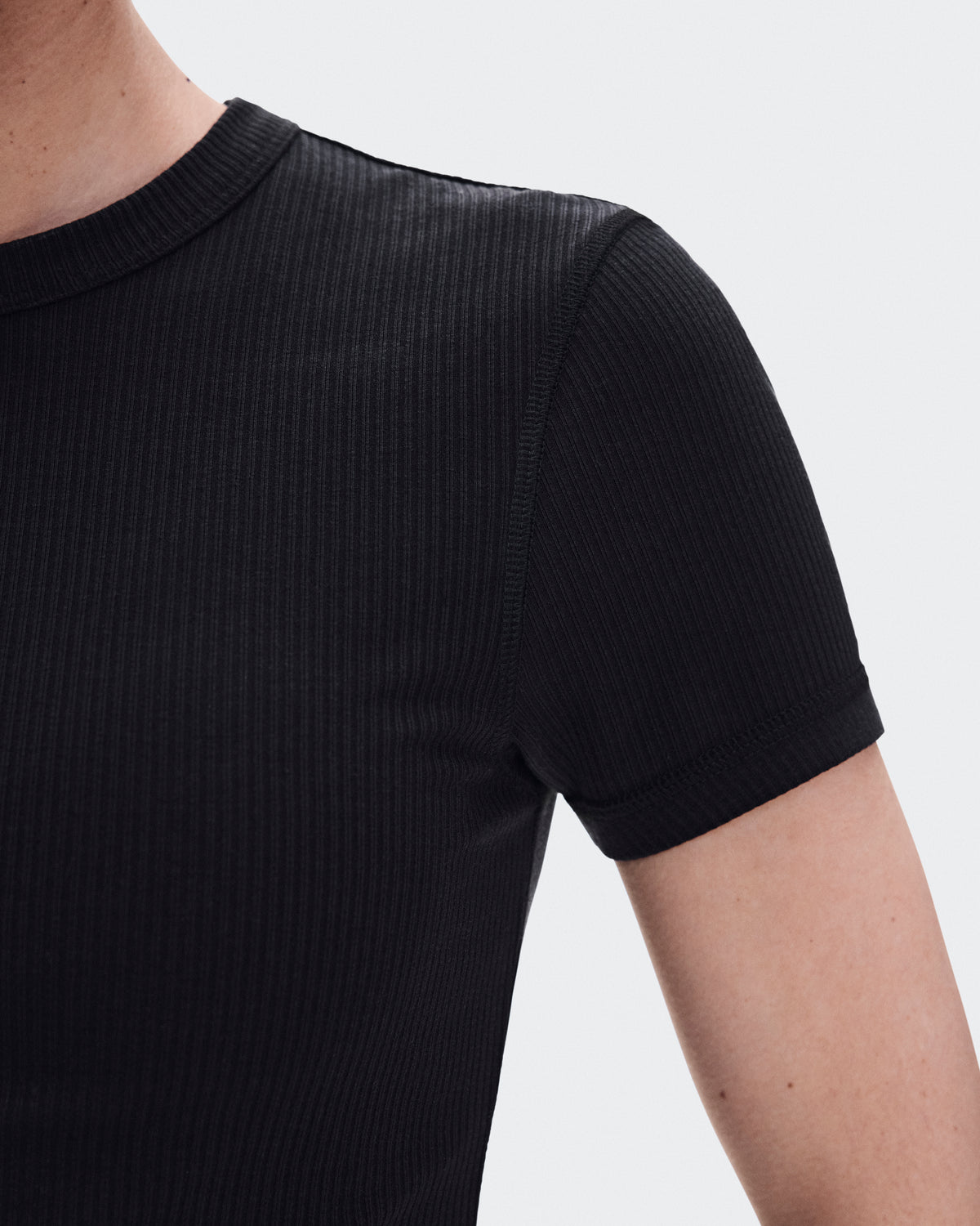 On All-Day Ribbed T-Shirt Black (Women'S)