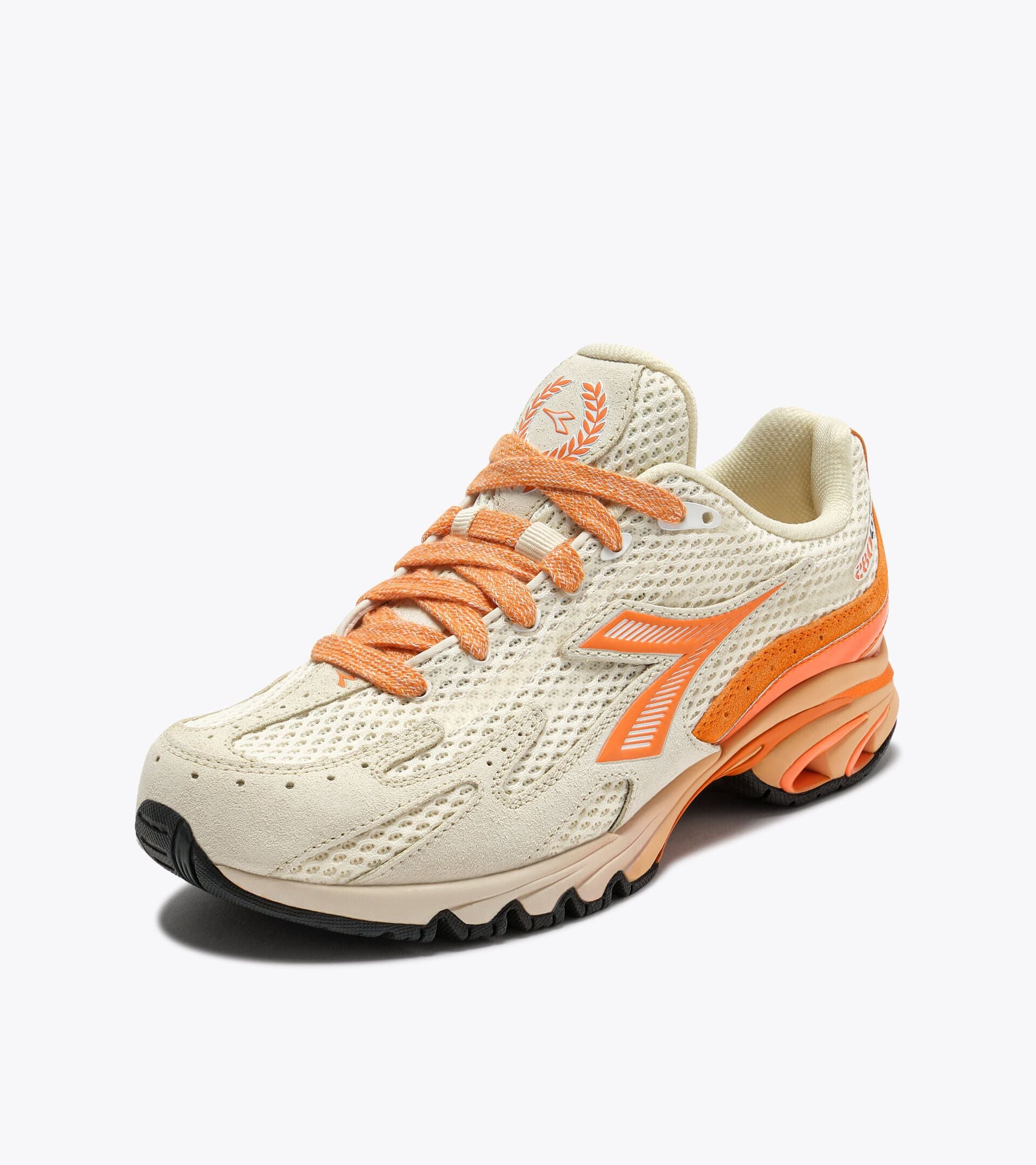 Diadora Mythos Propulsion 280 Shade Papyrus/Orange Peel