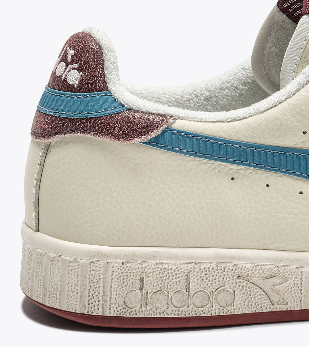 Diadora Game Low Stripes Waxed Sky-Blue Quartz