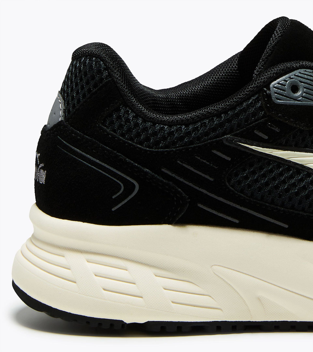 Diadora Myzar Black/White Pristine